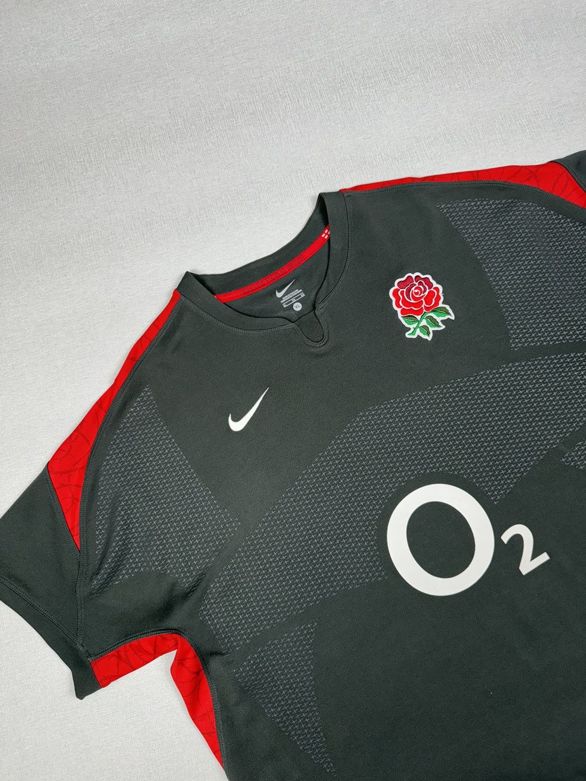Nike Men’s Nike England O2 Rugby Jersey T-shirt size XL Size US XL / EU 56 / 4 - 2 Thumbnail