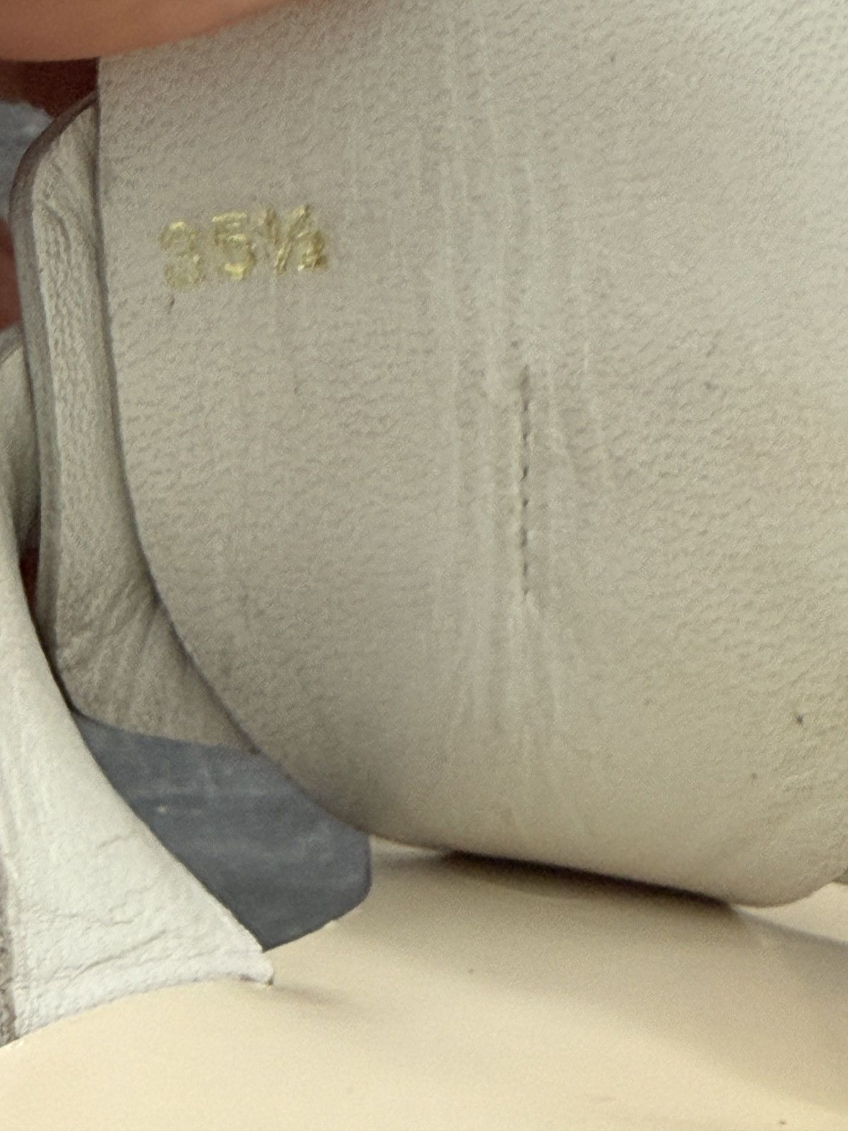 Versace Versace White Leather Medusa Sandals size it35.5 Size US 5.5 / IT 35.5 - 6 Thumbnail