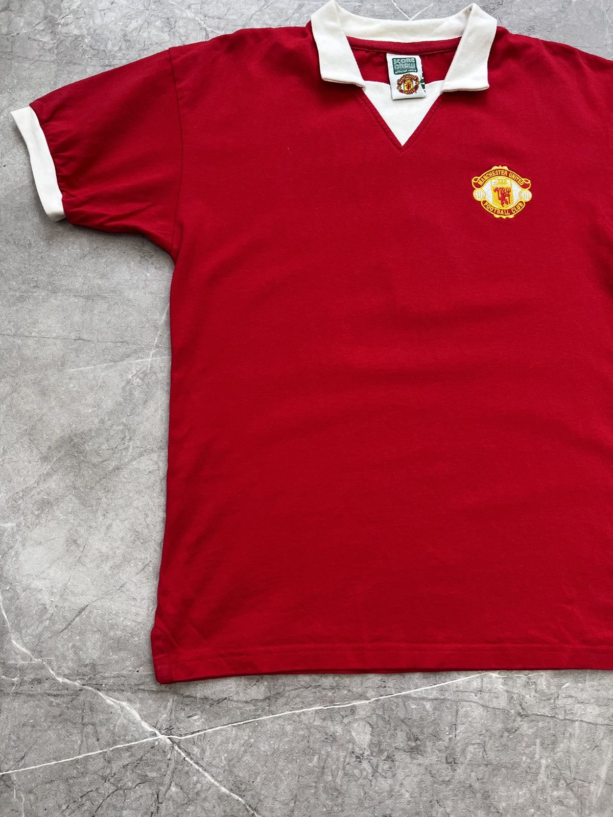 Vintage BlokeCore Manchester United score draw retro jersey 1977 Size US M / EU 48-50 / 2 - 2 Thumbnail