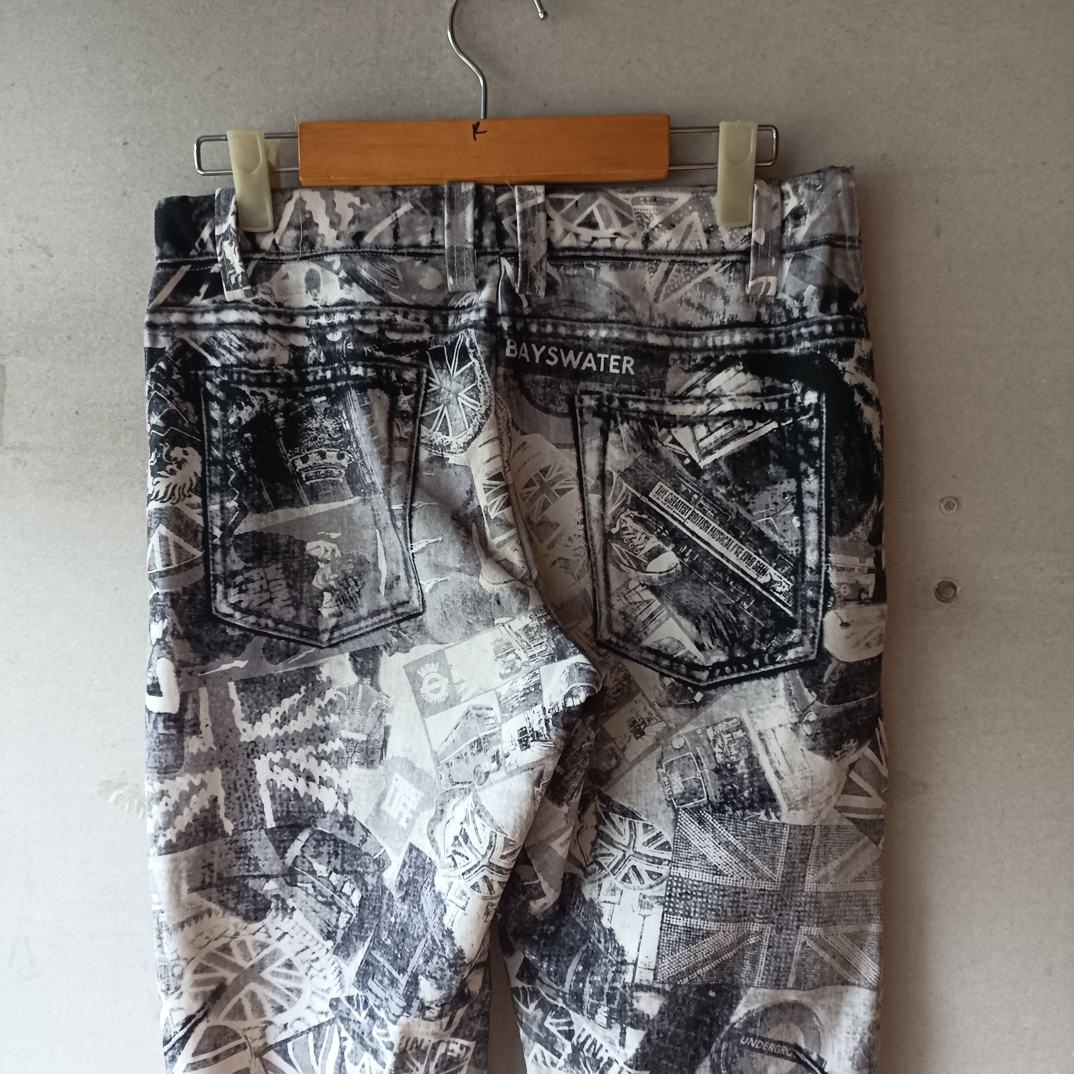 Katharine Hamnett London Katherine Hamnett London Underground Printed Legging Pants Size 30" / US 8 / IT 44 - 3 Thumbnail