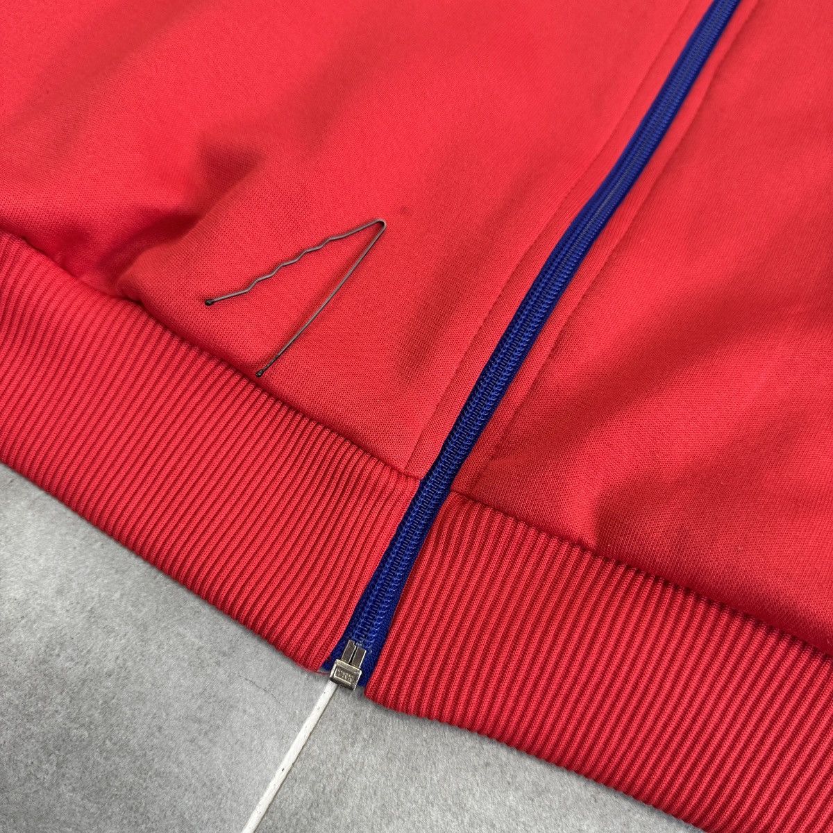 Adidas Vintage Adidas FC Bayern Munich 1993/1995 Soccer Jacket Size US L / EU 52-54 / 3 - 6 Thumbnail