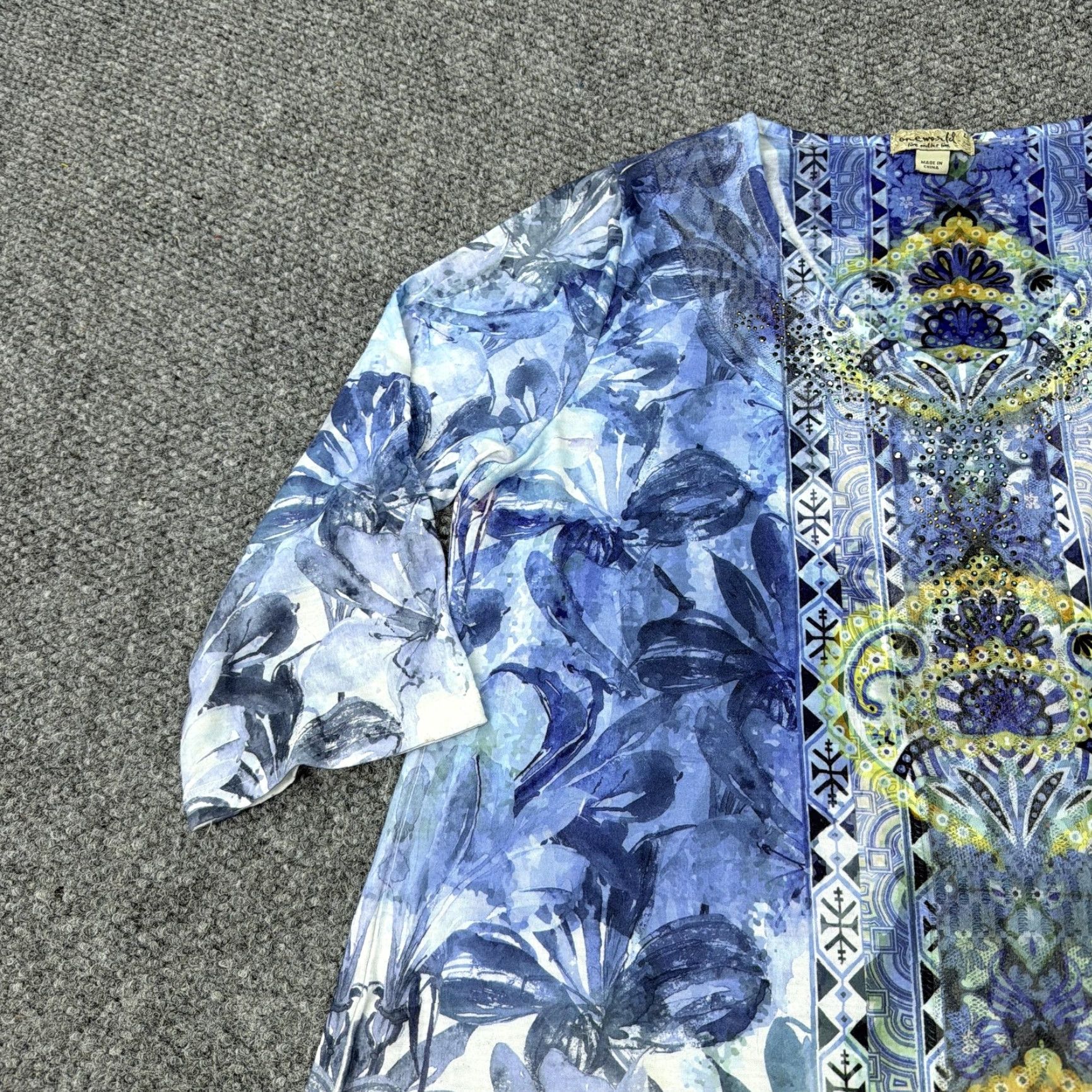 Vintage OneWorld Shirt Womens Large Blue Floral Rhinestone Tunic Top 3/4 Sleeve Stretch Size L / US 10 / IT 46 - 5 Thumbnail