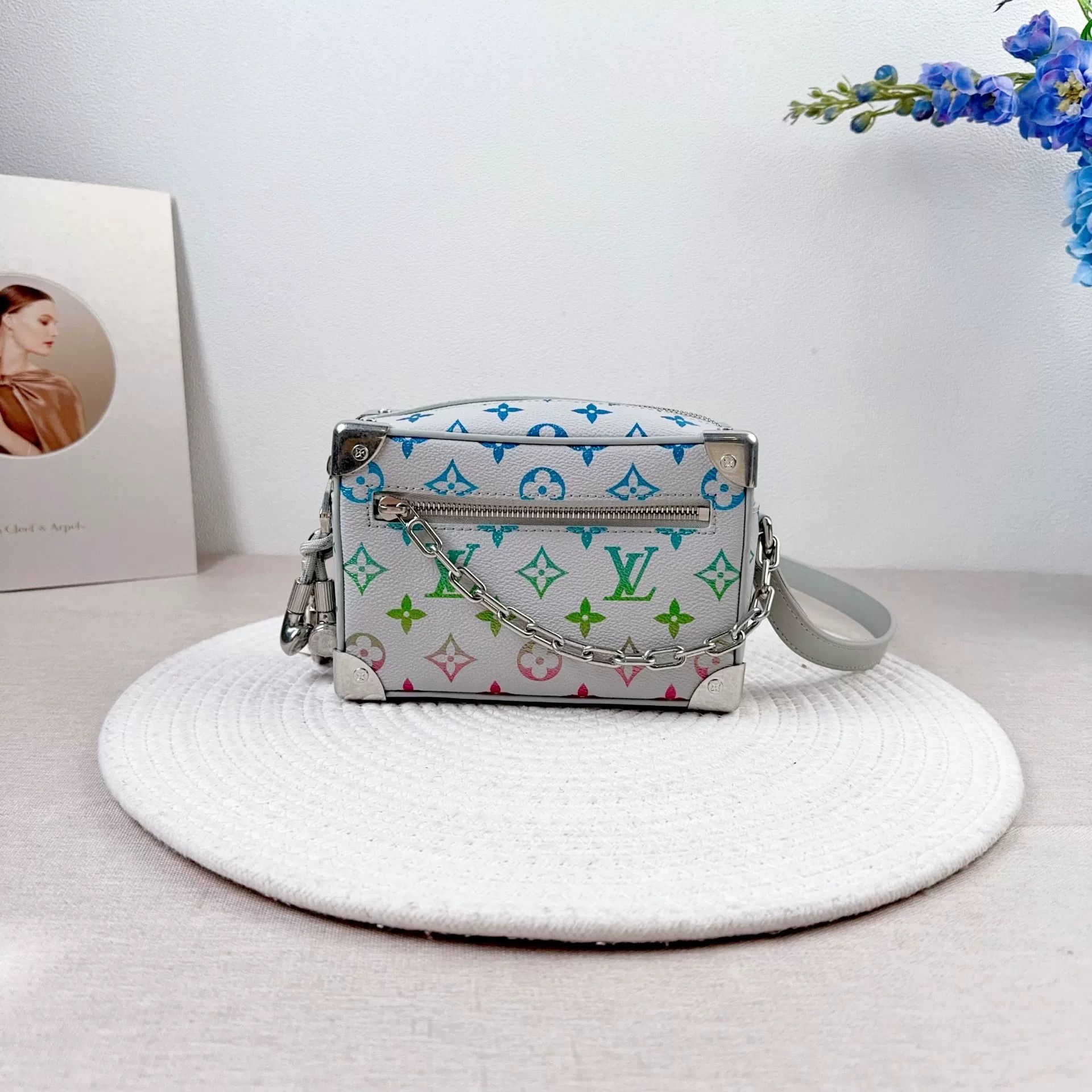 Louis Vuitton Pre-loved Bag Very good condition Size ONE SIZE - 1 Thumbnail