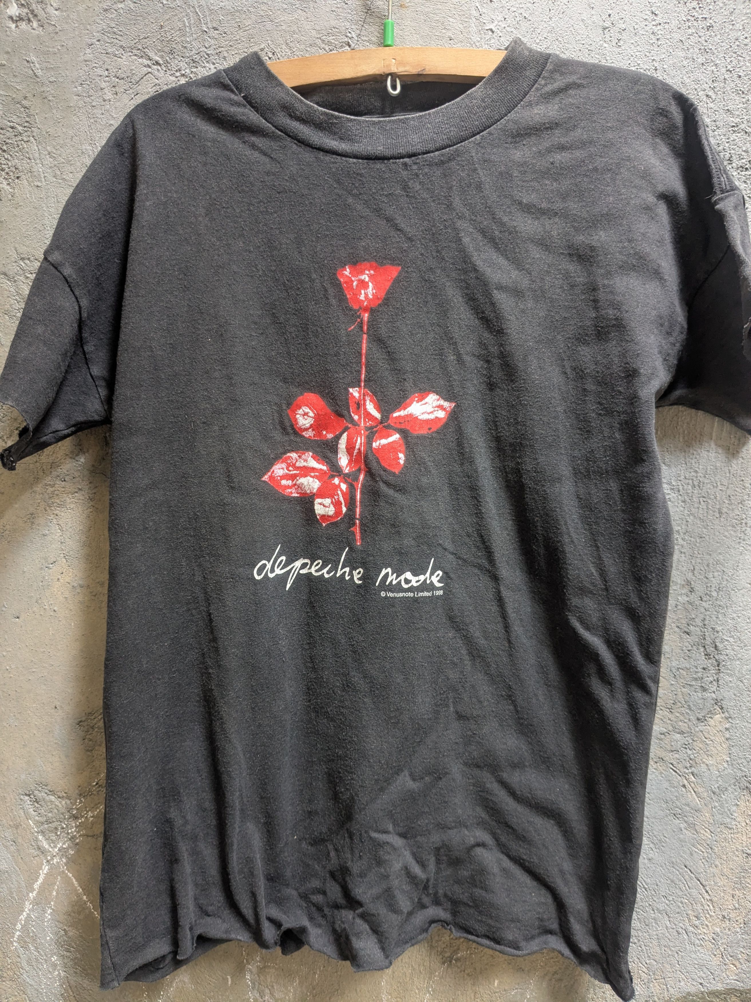 Vintage Depeche mode tshirt vintage the single tour 86-98 Size US S / EU 44-46 / 1 - 1 Thumbnail