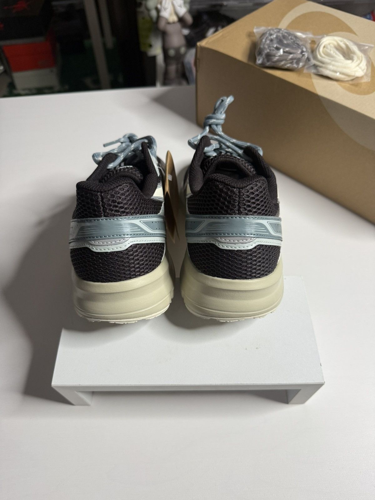 Asics JOG100S x Kith Espresso “Vanilla Ice” [11.5] BRAND NEW