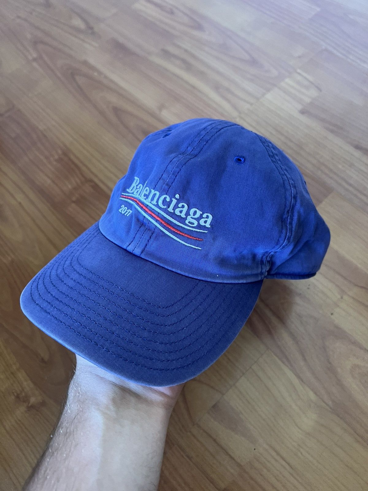 balenciaga 2017 キャンペーンロゴ キャップ ブルー balenciaga 2017