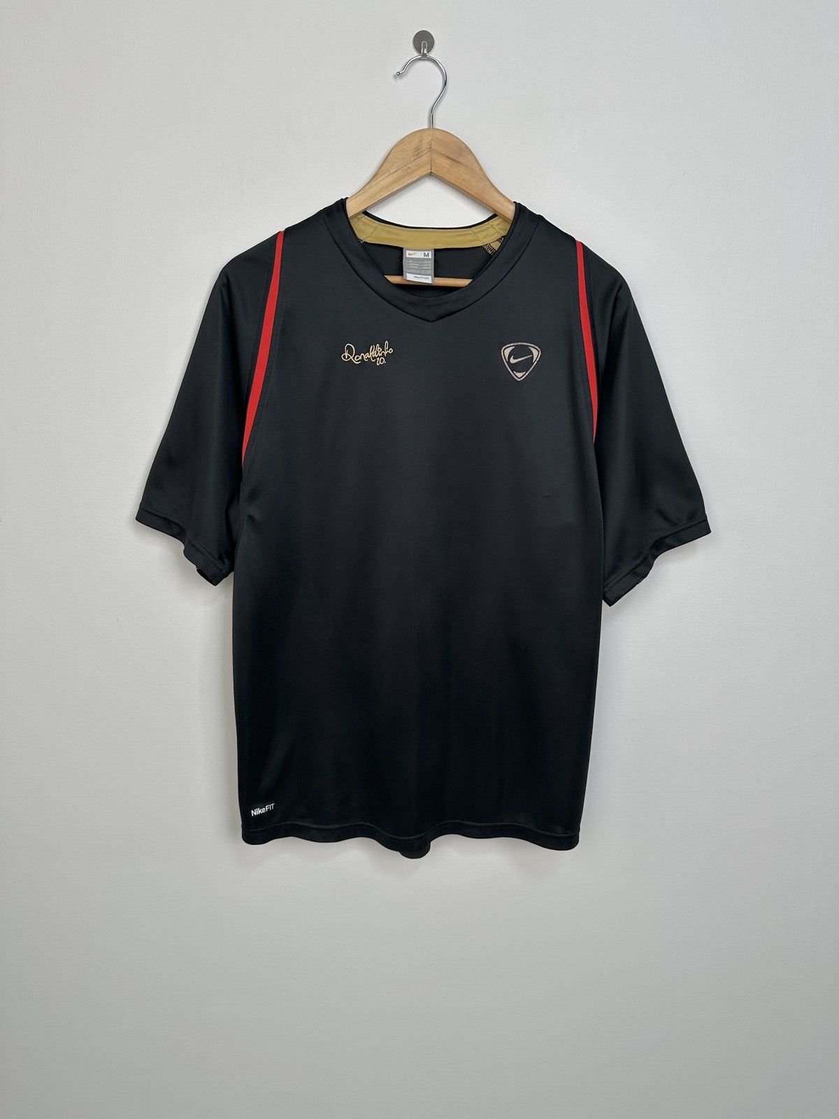 Nike NIKE R10 Ronaldinho Soccer Dri-Fit T-Shirt Jersey Men’s M Size US M / EU 48-50 / 2 - 1 Thumbnail