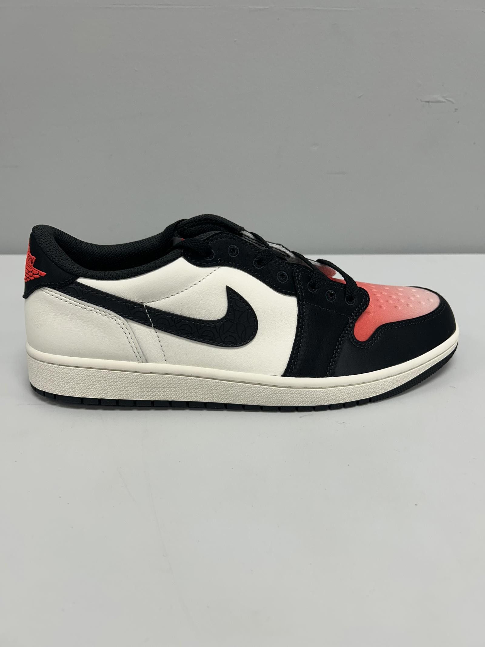 Nike Nike Air Jordan 1 Retro Low Paris Saint-Germain Size US 12 / EU 45 - 1 Thumbnail