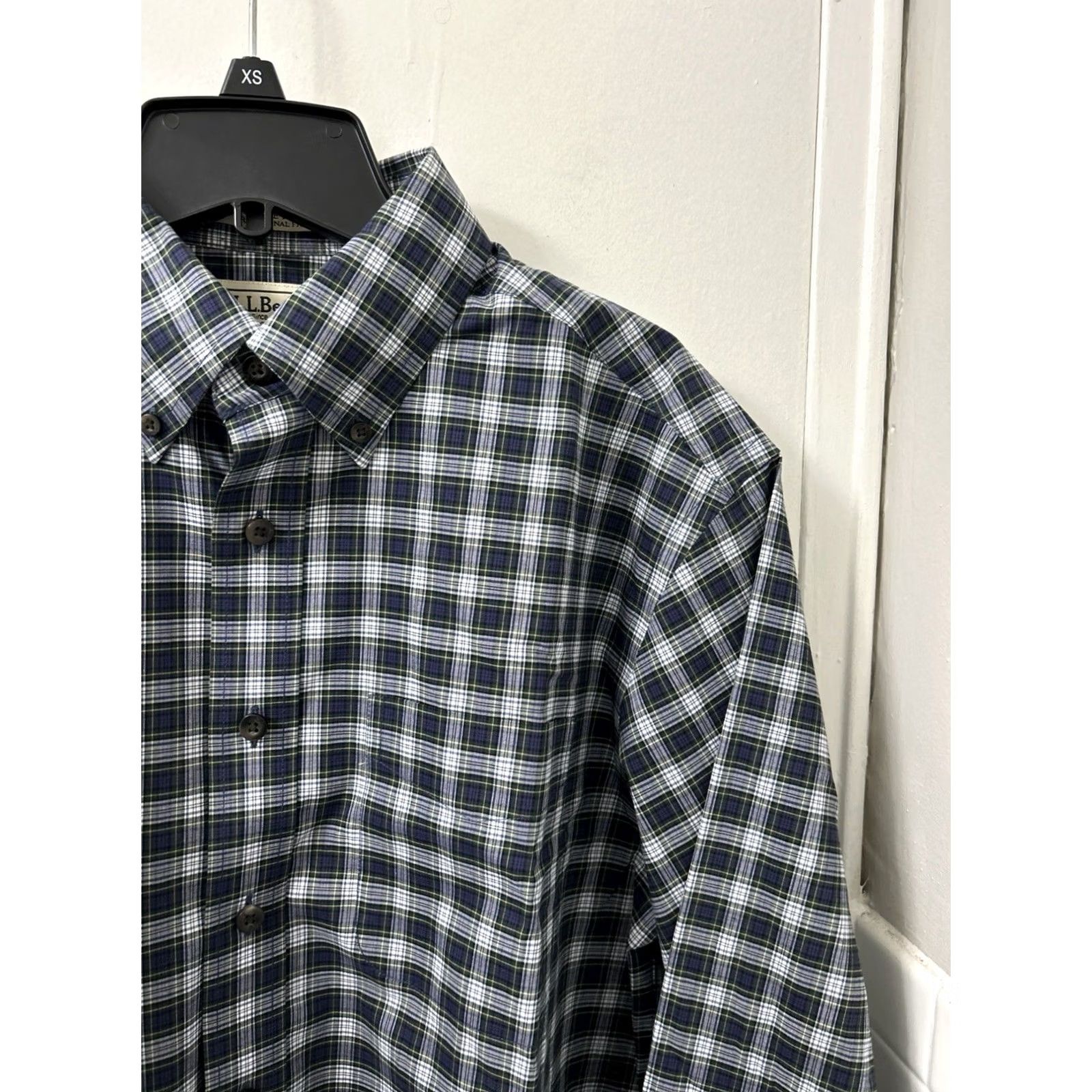 Vintage L.L.Bean Shirt Mens M Blue Plaid Classic Fit Button-Down Long Sleeve Oxford 218573 Size US M / EU 48-50 / 2 - 4 Thumbnail