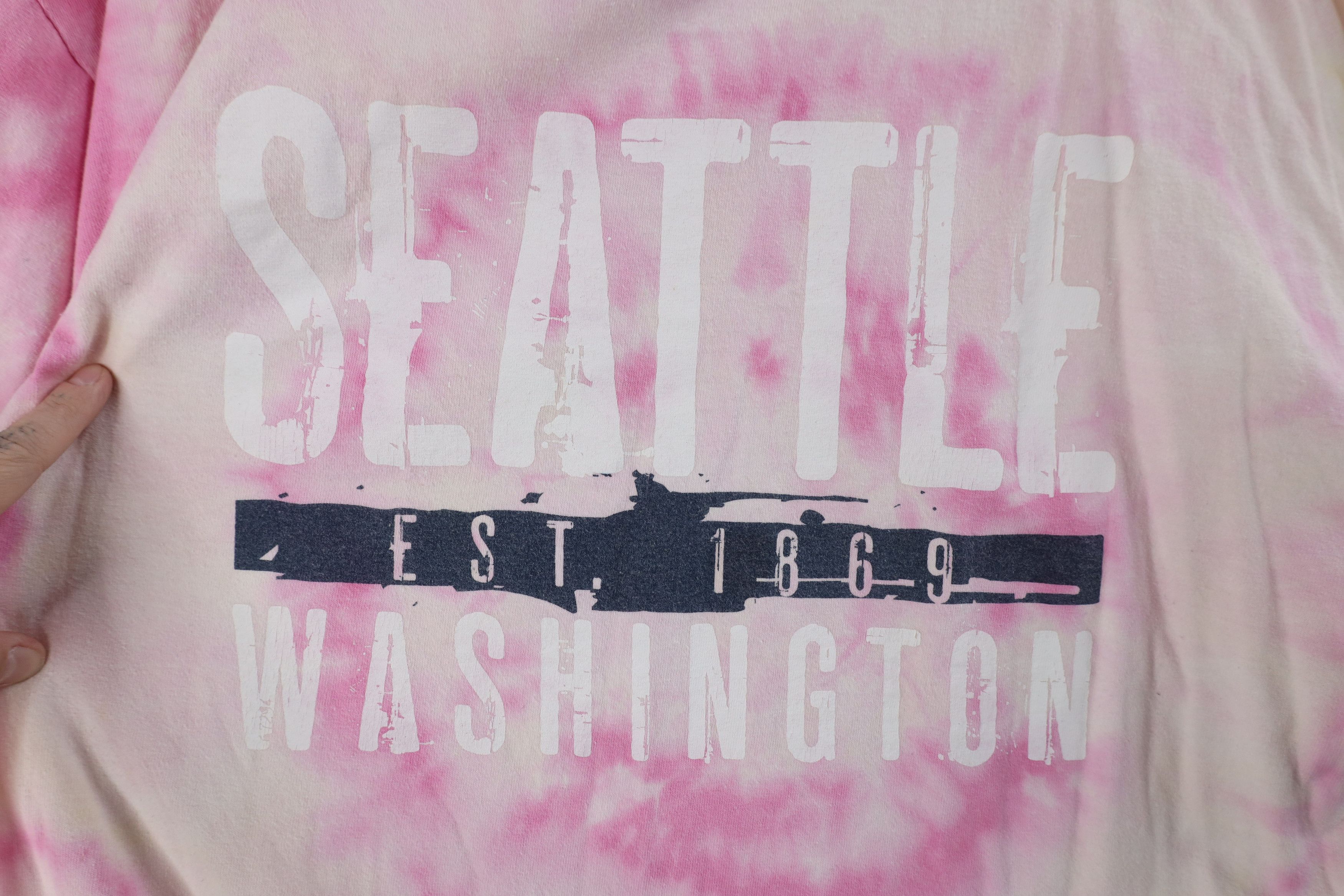 Vintage Vintage Streetwear Acid Wash Seattle Washington T-Shirt Size US XL / EU 56 / 4 - 4 Thumbnail