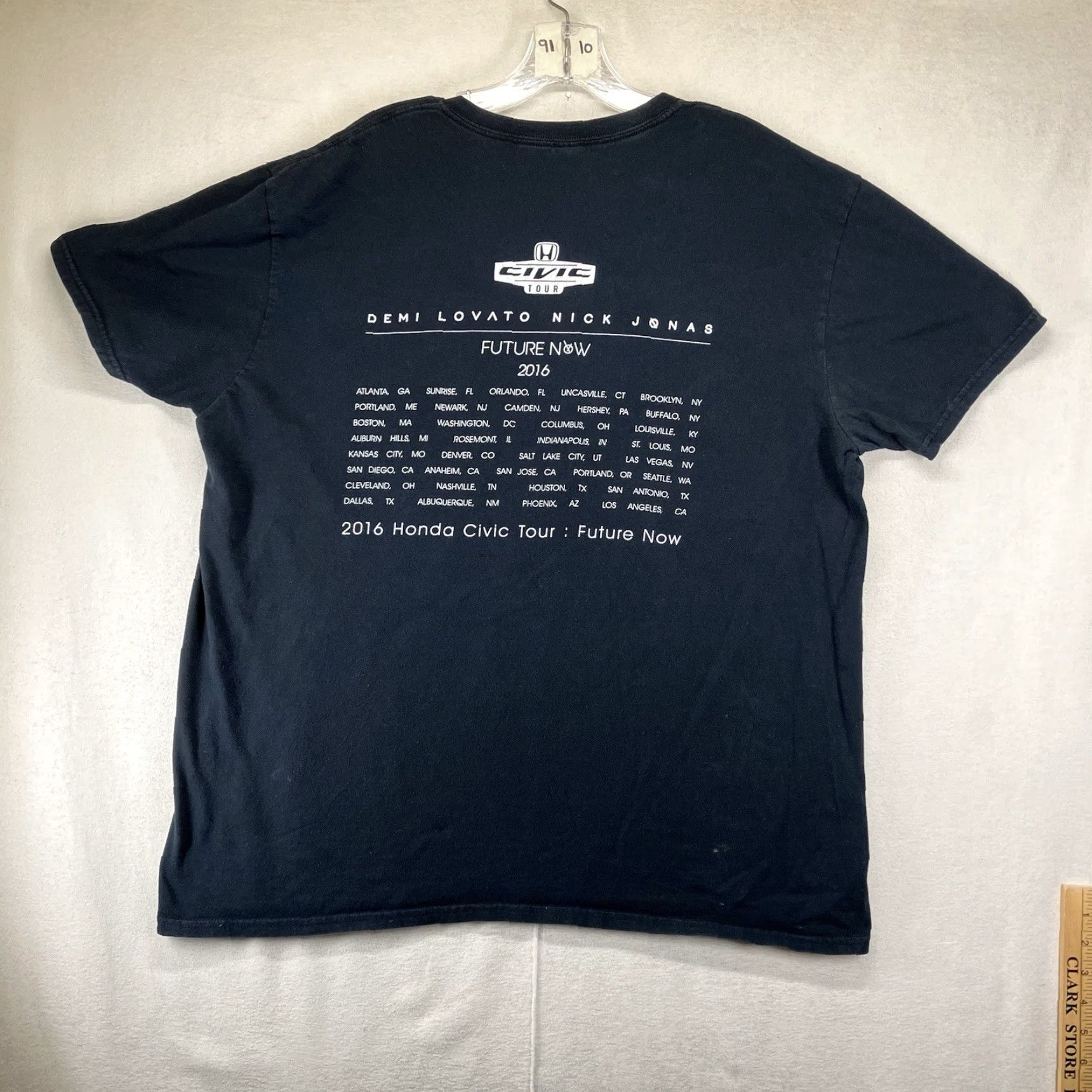 Gildan Demi Lovato Nick Jonas Future Now Concert Tour T-Shirt Men Women Black XL Cotton Gildan Softstyle Graphic Print 2016 Stadium Wear Size US XL / EU 56 / 4 - 2 Thumbnail