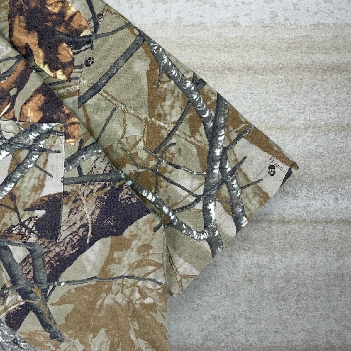 Vintage Vintage 90s Fusion 3D Shirt Mens L Hunting Camo Short Sleeve Size US L / EU 52-54 / 3 - 3 Thumbnail