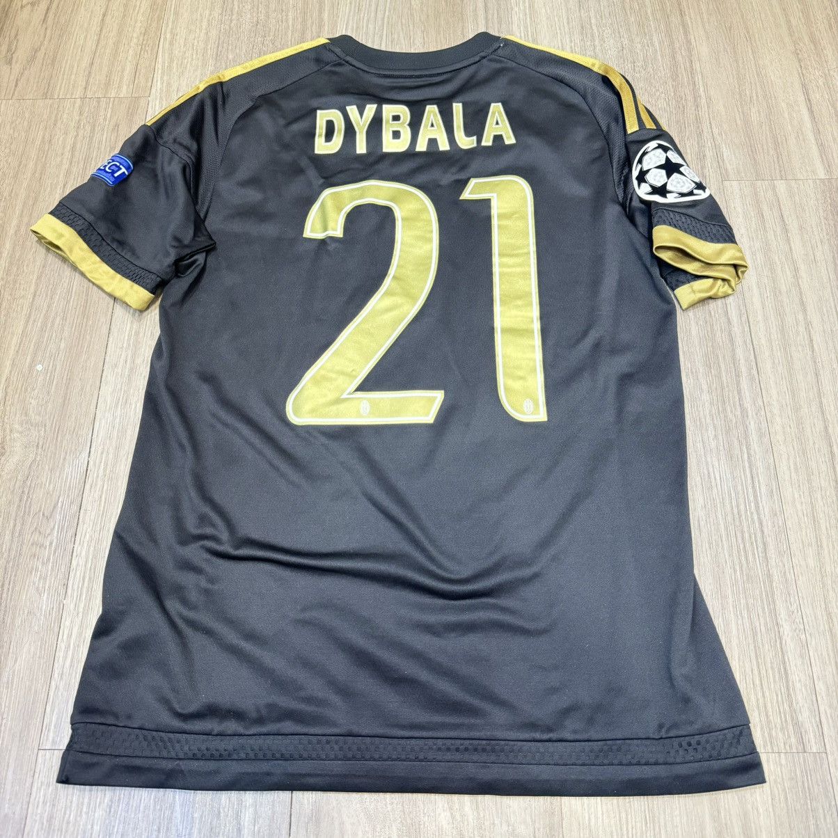 Adidas Juventus 15/16 C/L away shirt #21 Dybala | Grailed