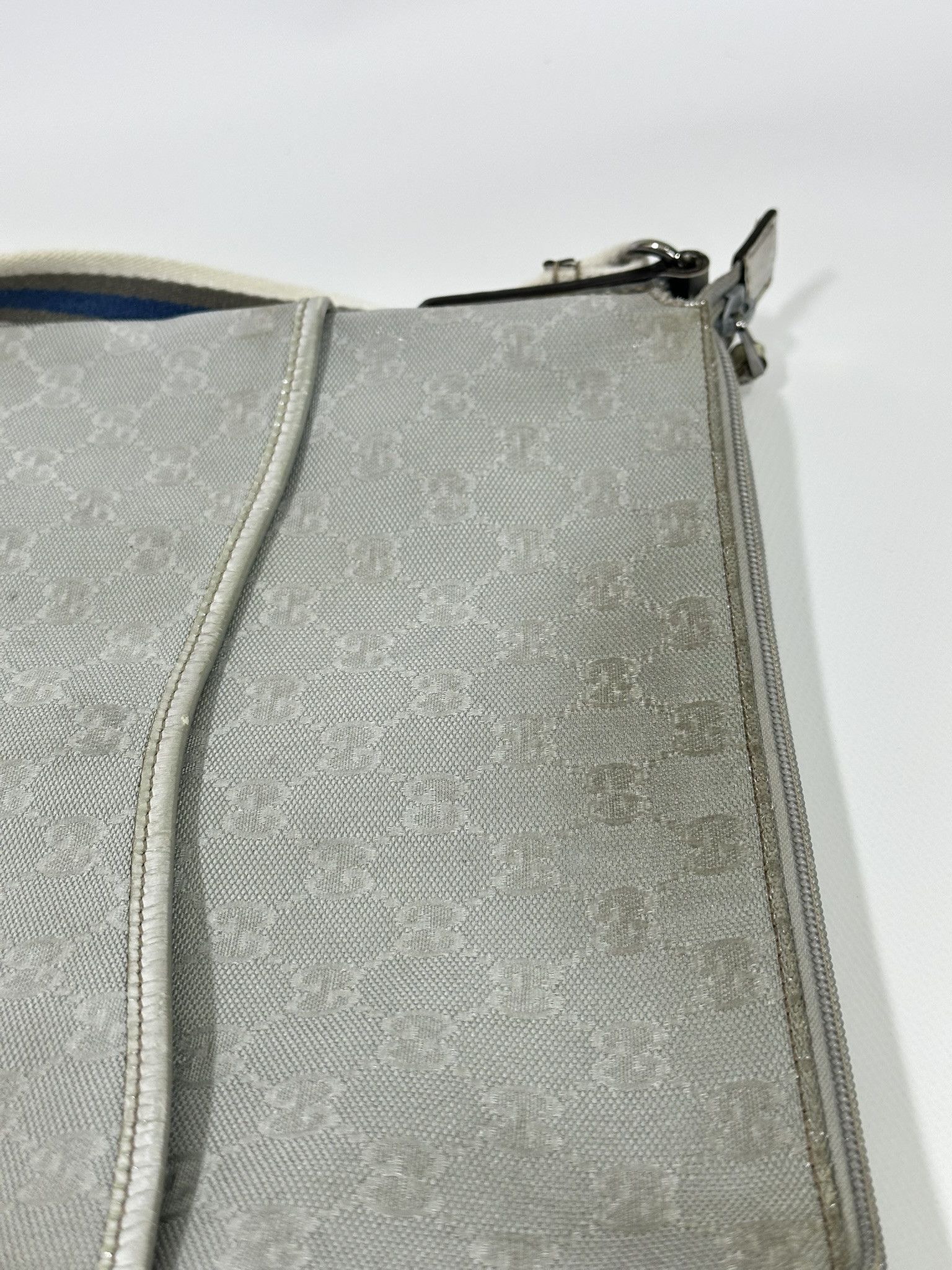 Gucci Gucci Messenger Bag GG Monogram Shiny Silver Leather Canvas Size ONE SIZE - 6 Thumbnail