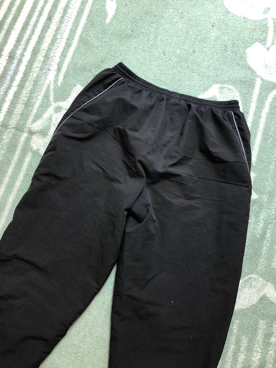 Umbro Vintage big logo casual pants Y2K Umbro sportwear Size US 38 / EU 54 - 18 Thumbnail