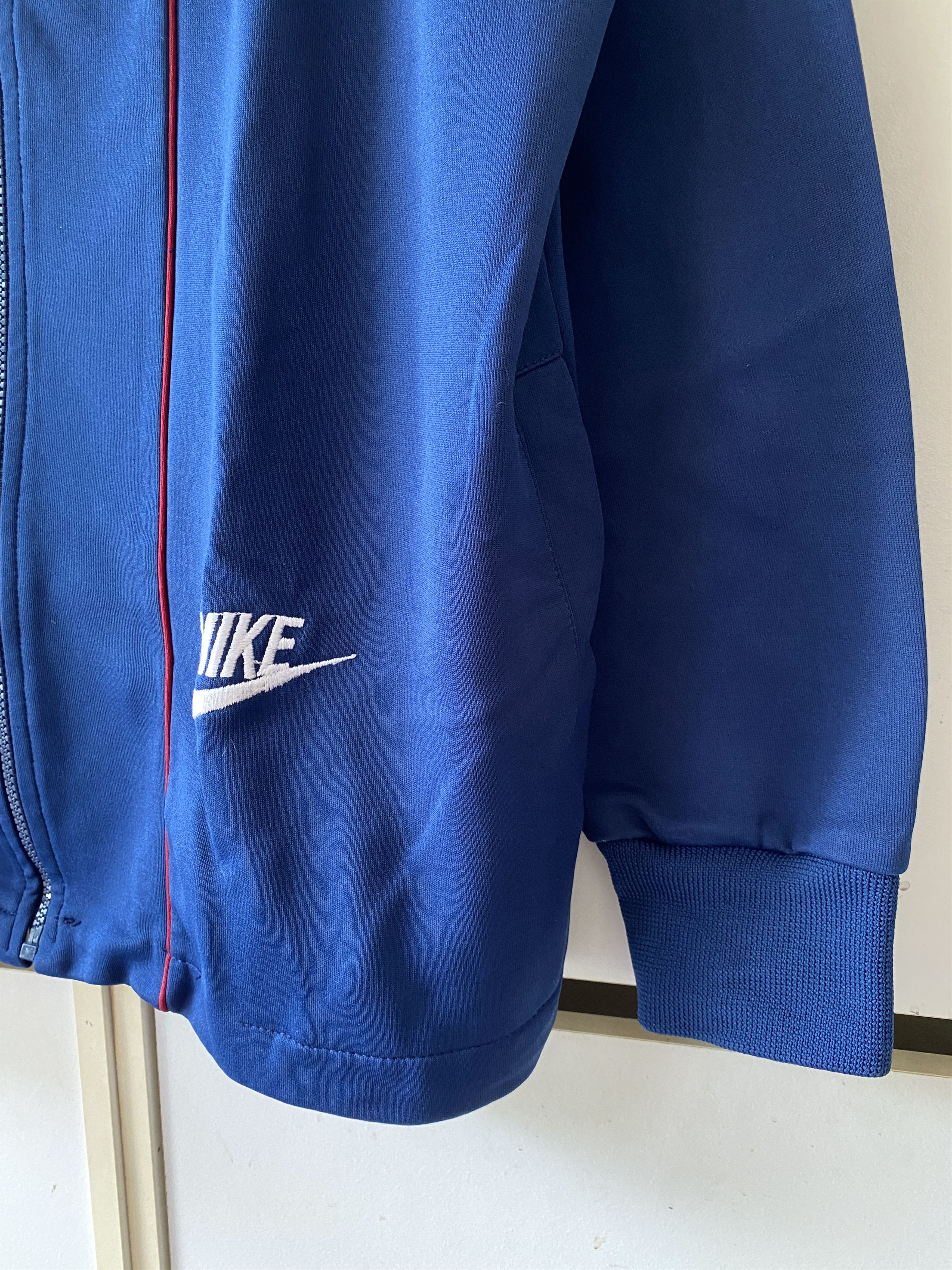 Nike × Vintage VINTAGE 90' NIKE ORANGE TAG SWEATER Size US L / EU 52-54 / 3 - 4 Thumbnail