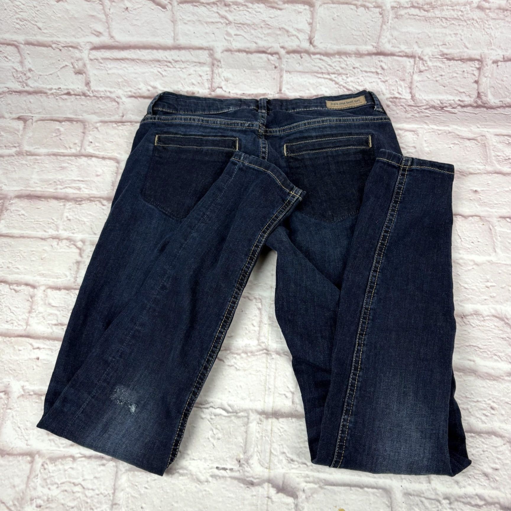 Zara Zara Z1975 Jeans Womens Slim Straight Mid Rise Dark Wash Blue 28x29 Denim Size 28" / US 6 / IT 42 - 3 Thumbnail