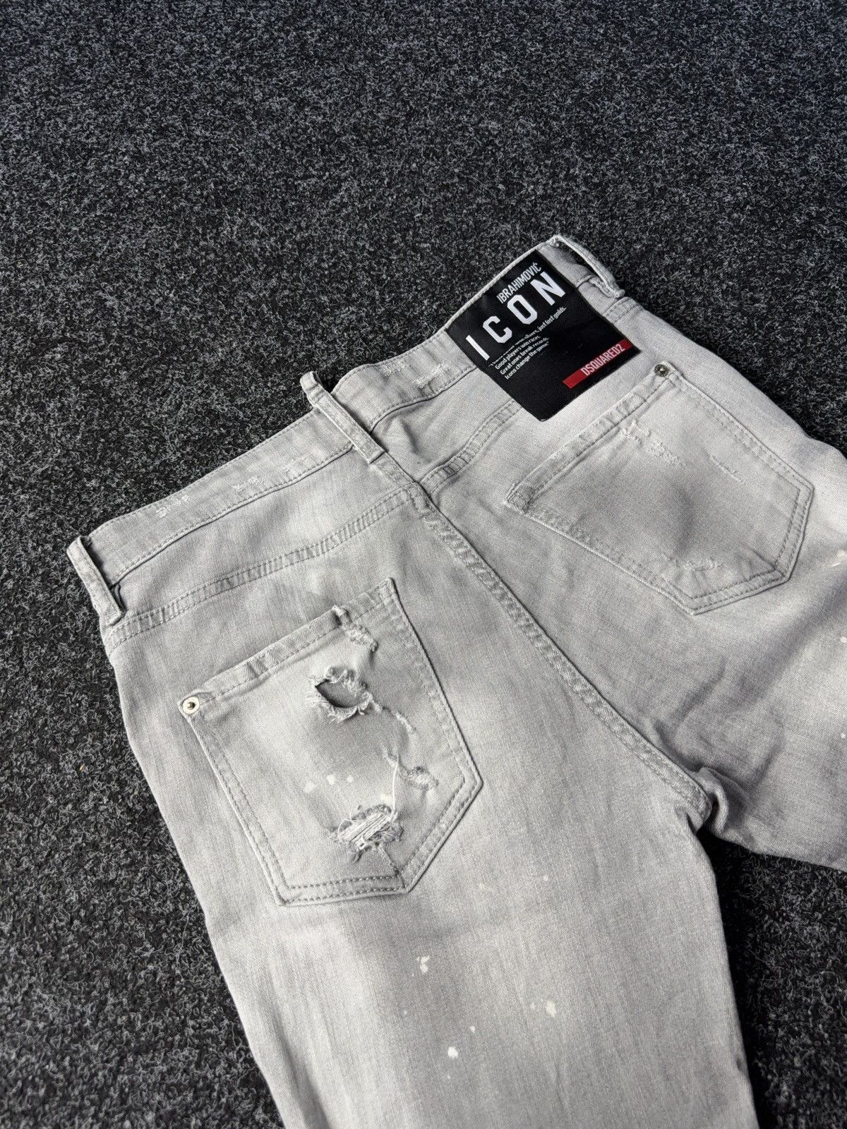 Dsquared2 Luxury Distressed Dirty Dsquared2 Retro 00s Denim Jeans Size US 31 - 18 Thumbnail