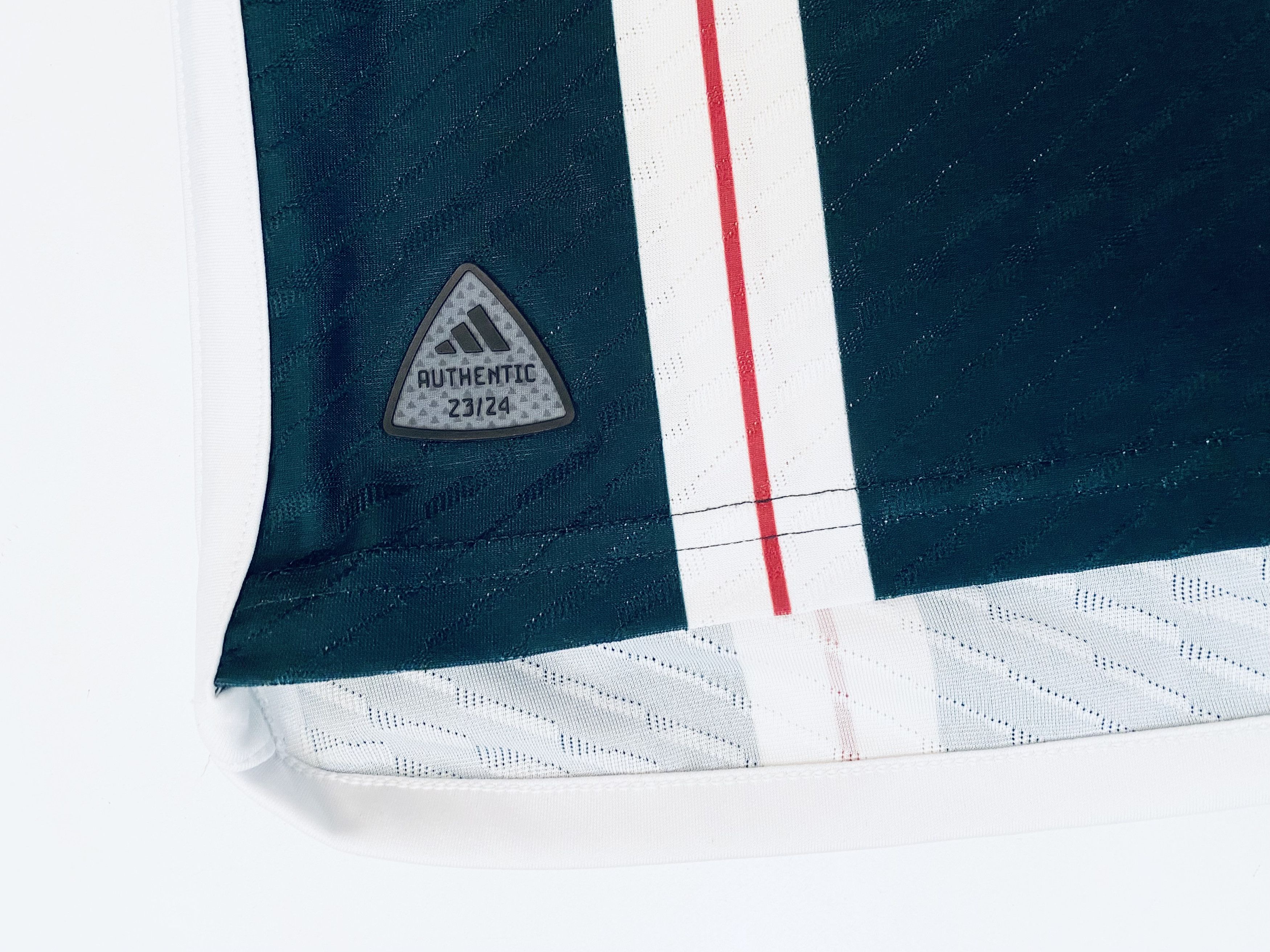 Adidas Manchester United BNWT Authentic Away Jersey 2023 - 2024 Size US M / EU 48-50 / 2 - 8 Thumbnail