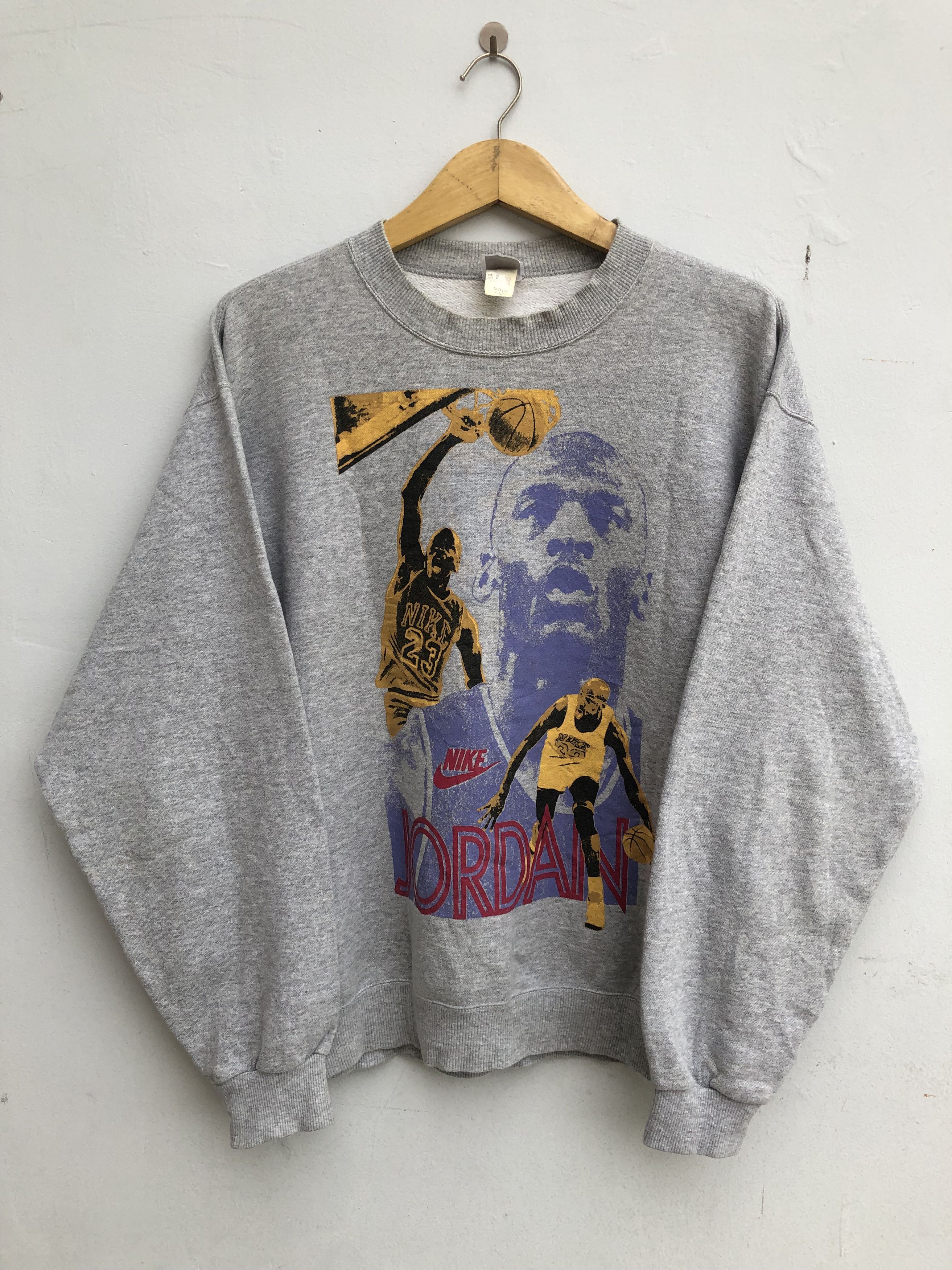 Jordan Brand 90s Nike Jordan Sweatshirt Size US L / EU 52-54 / 3 - 1 Thumbnail