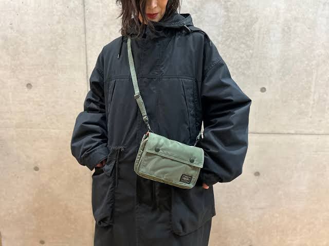 Porter PORTER TANKER SHOULDER BAG SAGE GREEN Size ONE SIZE - 9 Thumbnail