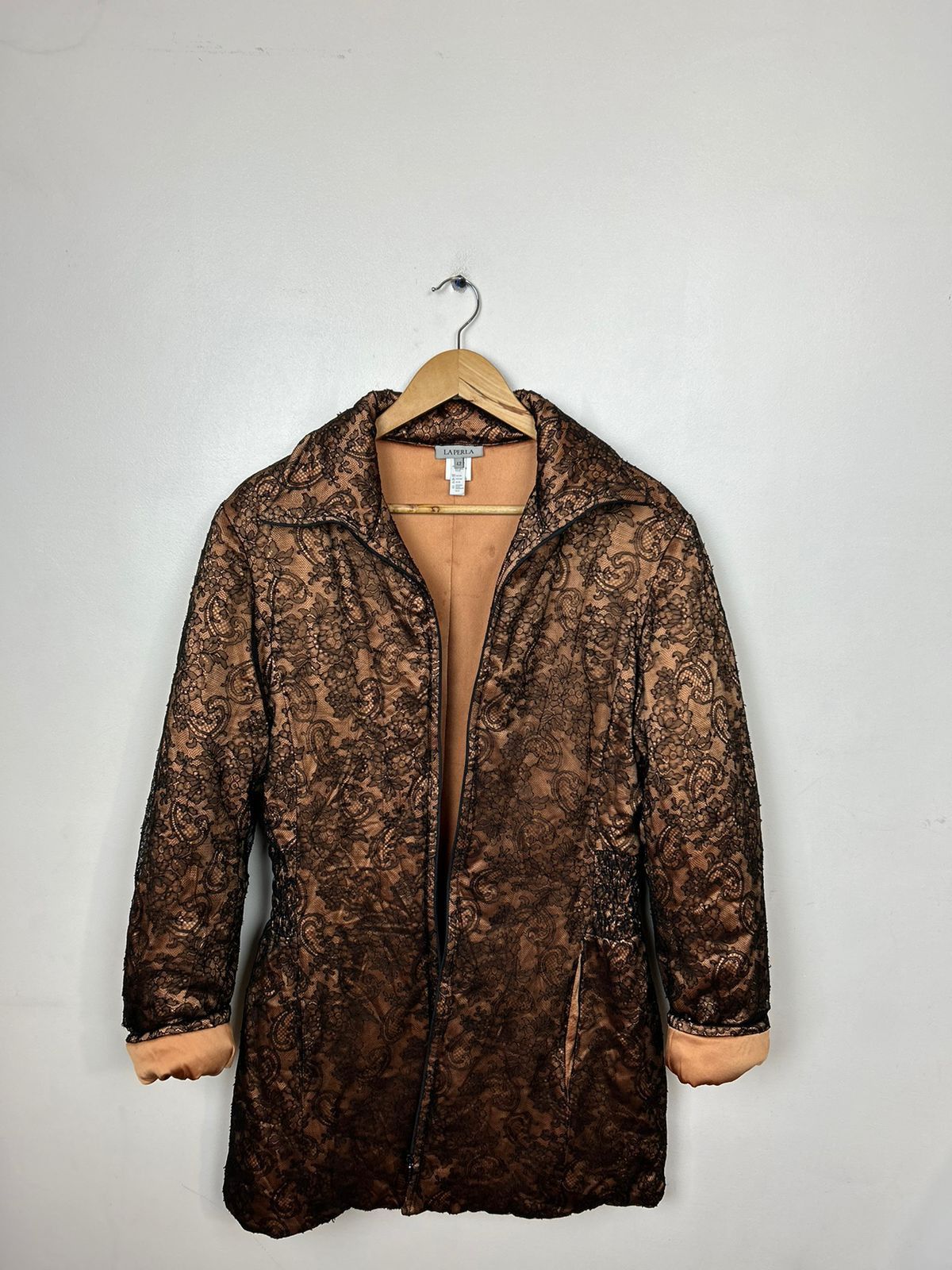 La Perla stunning 90s vintage La perla puffer jacket Size M / US 6-8 / IT 42-44 - 3 Thumbnail