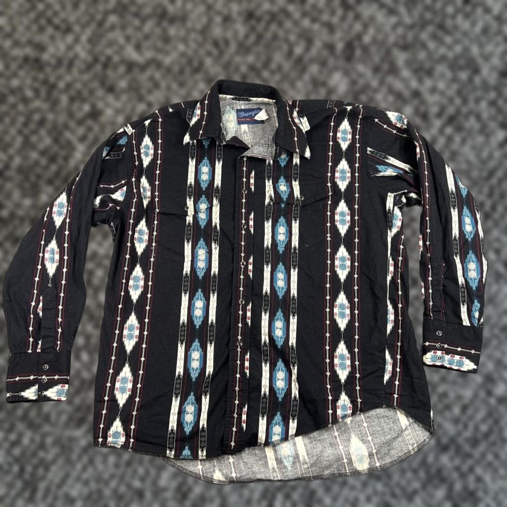 Wrangler Vintage Wrangler Pearl Snap Western Shirt Men X-Long Tails 17.5 Cotton Geometric Aztec Biker 80s 90s Classic Cowboy Outdoor USA Size US XL / EU 56 / 4 - 1 Thumbnail