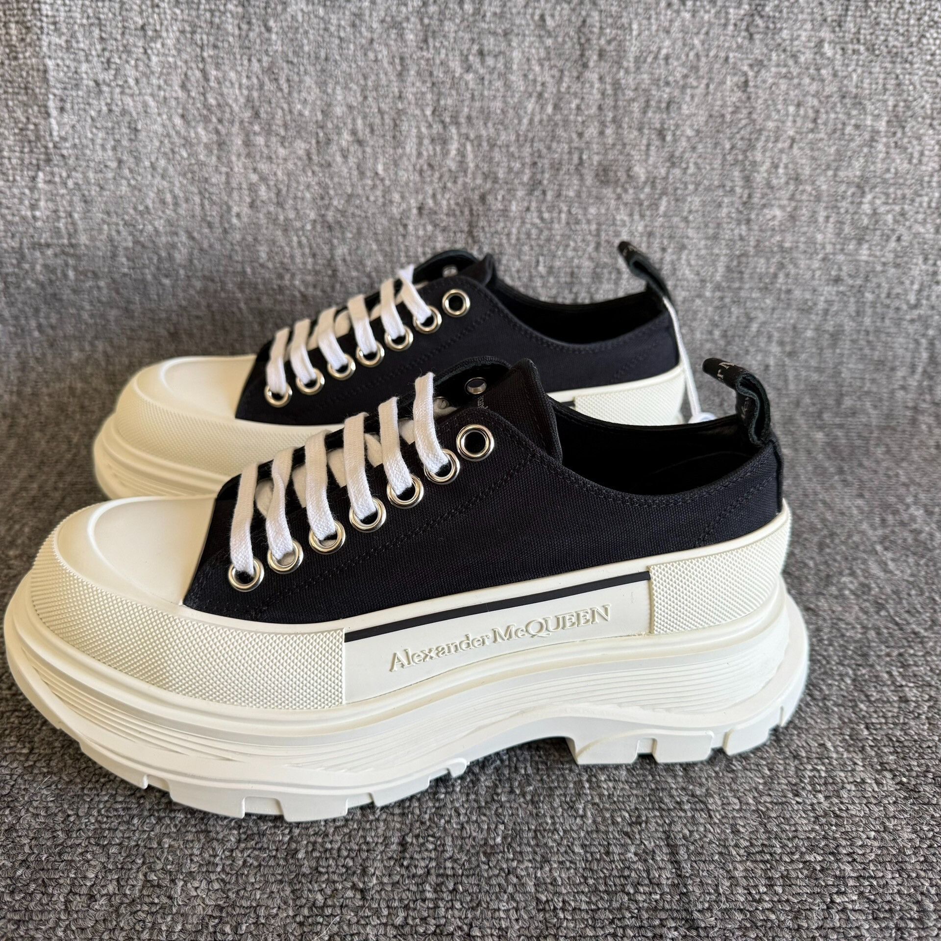 Alexander McQueen Alexander McQueen Platform Canvas Shoes 37.5 Size US 6.5 / IT 36.5 - 1 Thumbnail