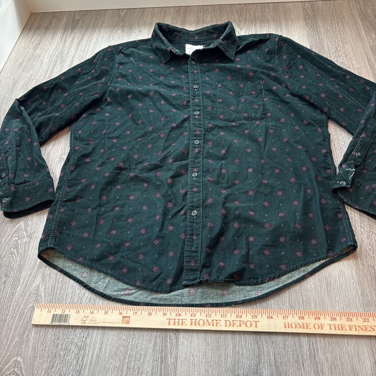 American Eagle Outfitters American Eagle Men's XL Classic Fit Corduroy Shirt Green Size US XL / EU 56 / 4 - 4 Thumbnail