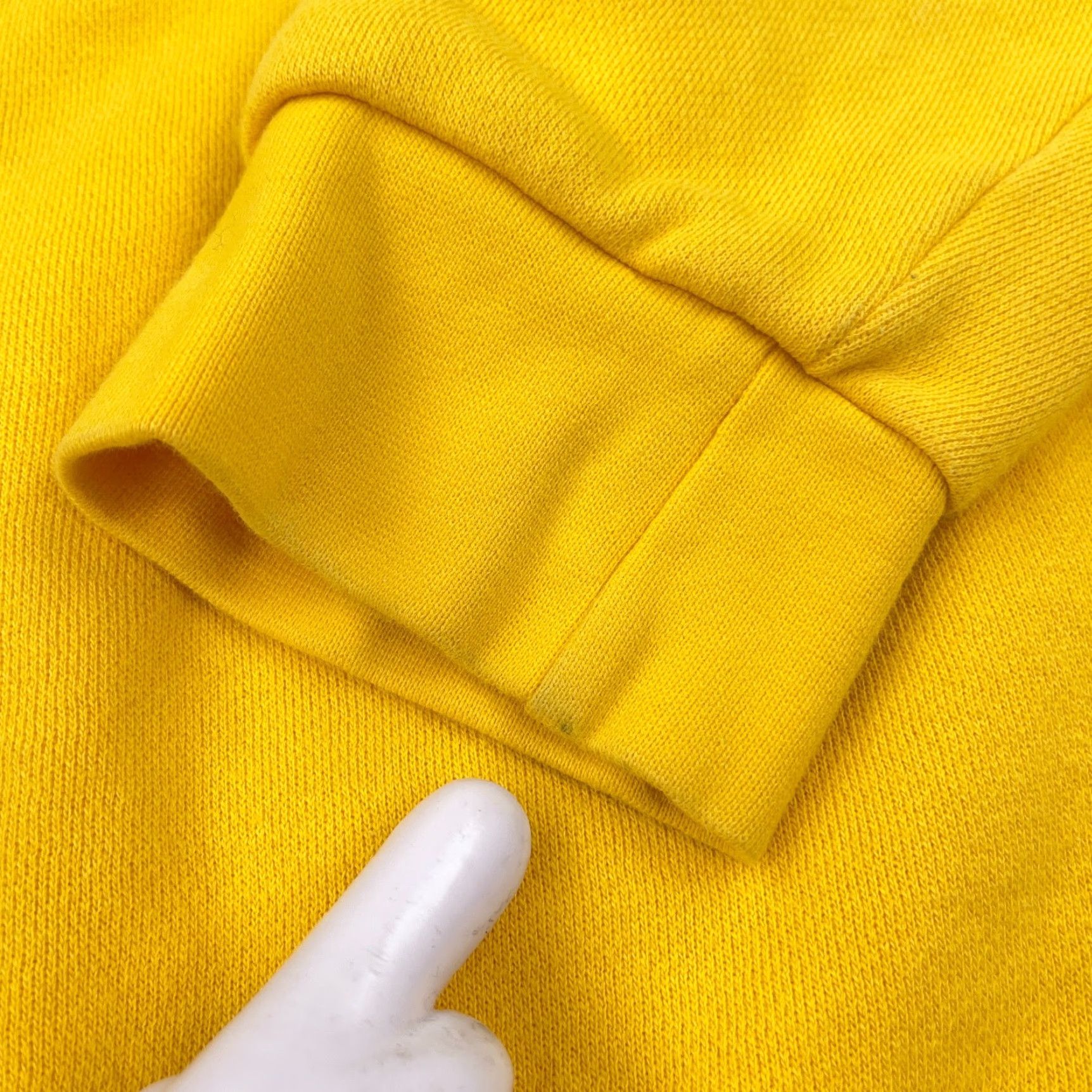 Chaps VINTAGE Chaps Ralph Lauren Sweatshirt Men L Yellow USA Flag Spell Out 90s Mens Sweatshirt Size US L / EU 52-54 / 3 - 5 Thumbnail