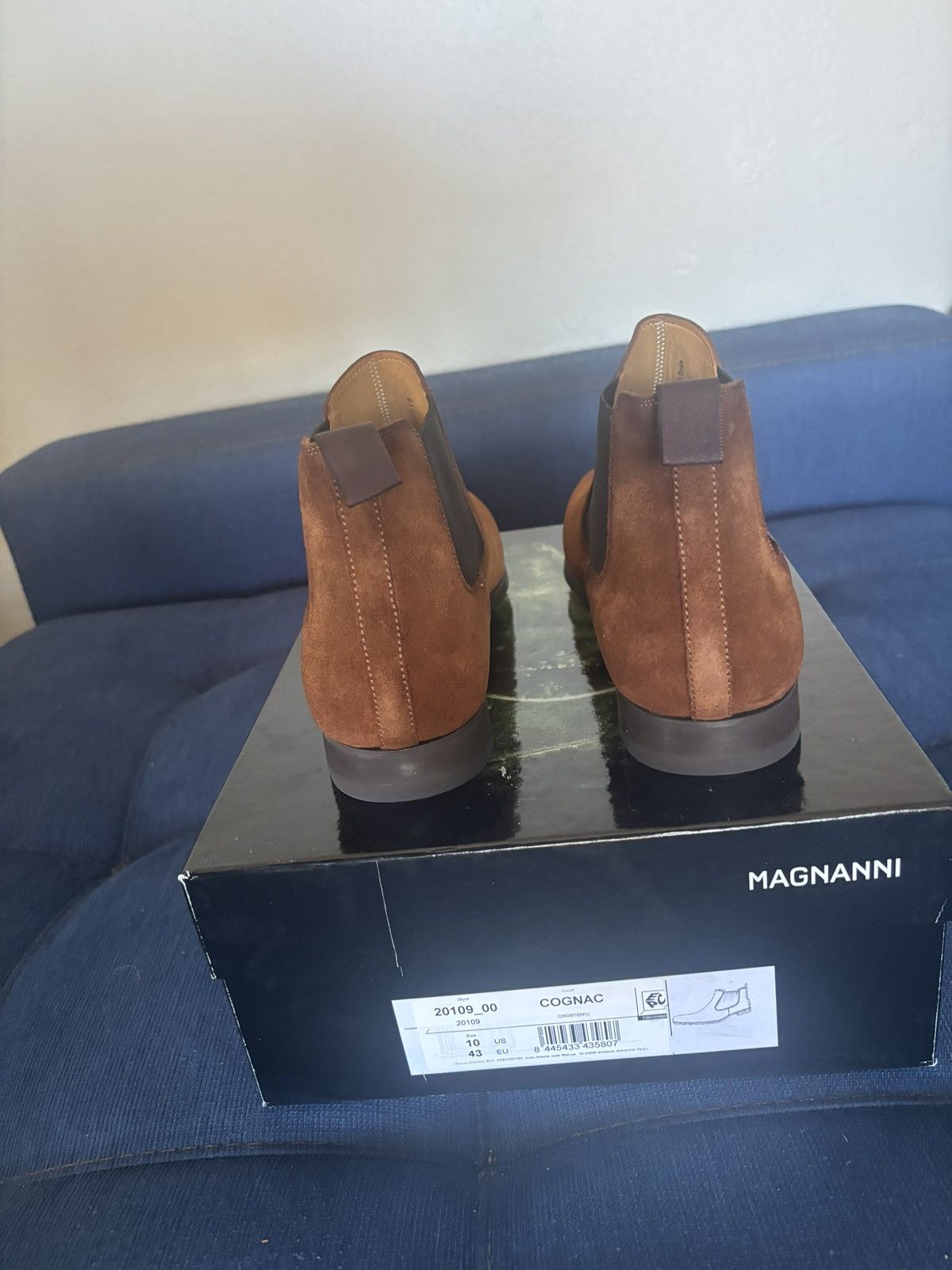 Magnanni New Magnanni Cognac Suede Boots (Size 10 - True 10.5/11) Size US 10 / EU 43 - 4 Thumbnail