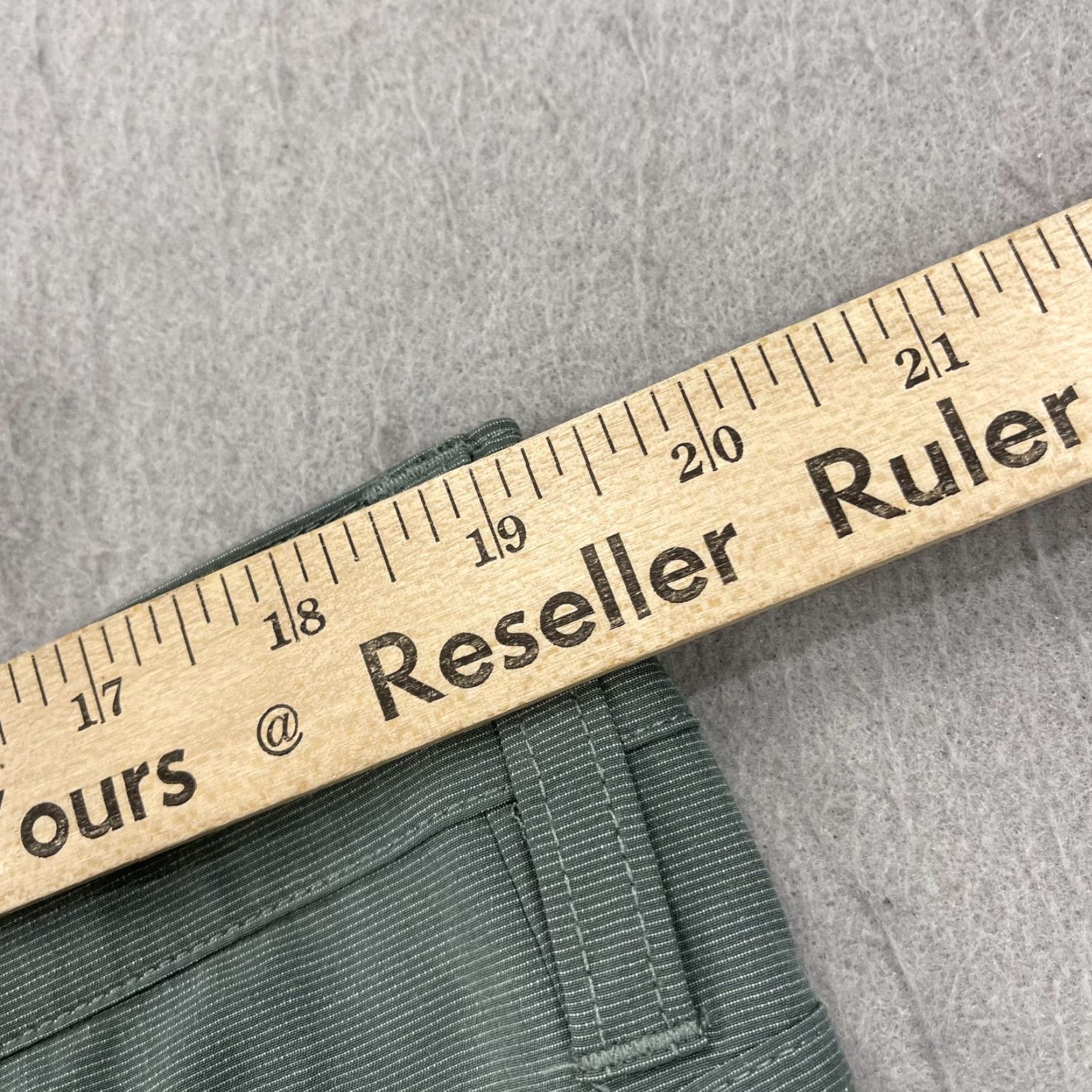 TravisMathew Travis Mathew Golf Pants Mens 38x33 Green Chino Flat Front 5-Pocket Regular Stretch Lightweight Casual Summer Spring Fall Size US 38 / EU 54 - 7 Thumbnail