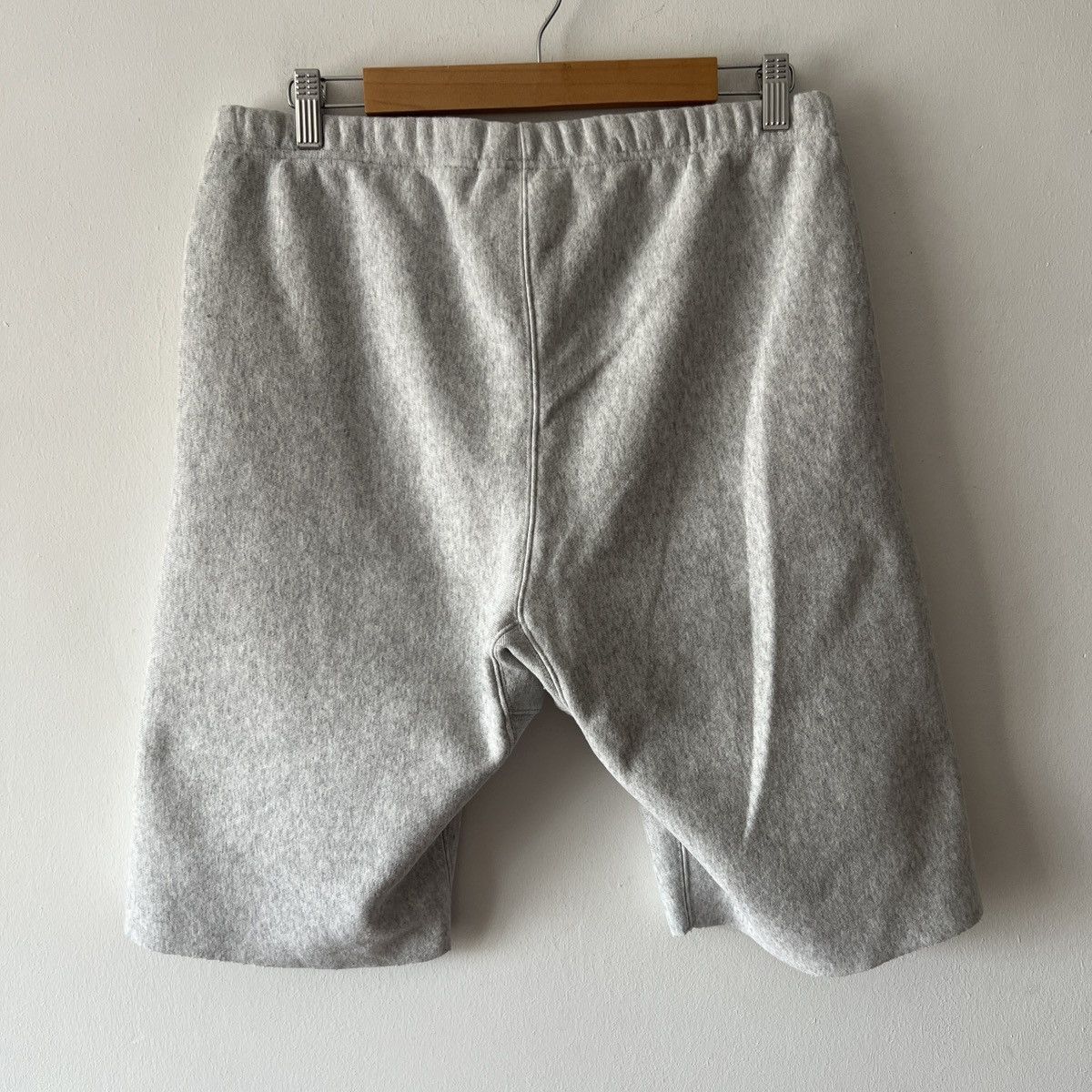 Champion 🔥 Champion Reverse Weave Grey Shorts Size US 32 / EU 48 - 2 Thumbnail