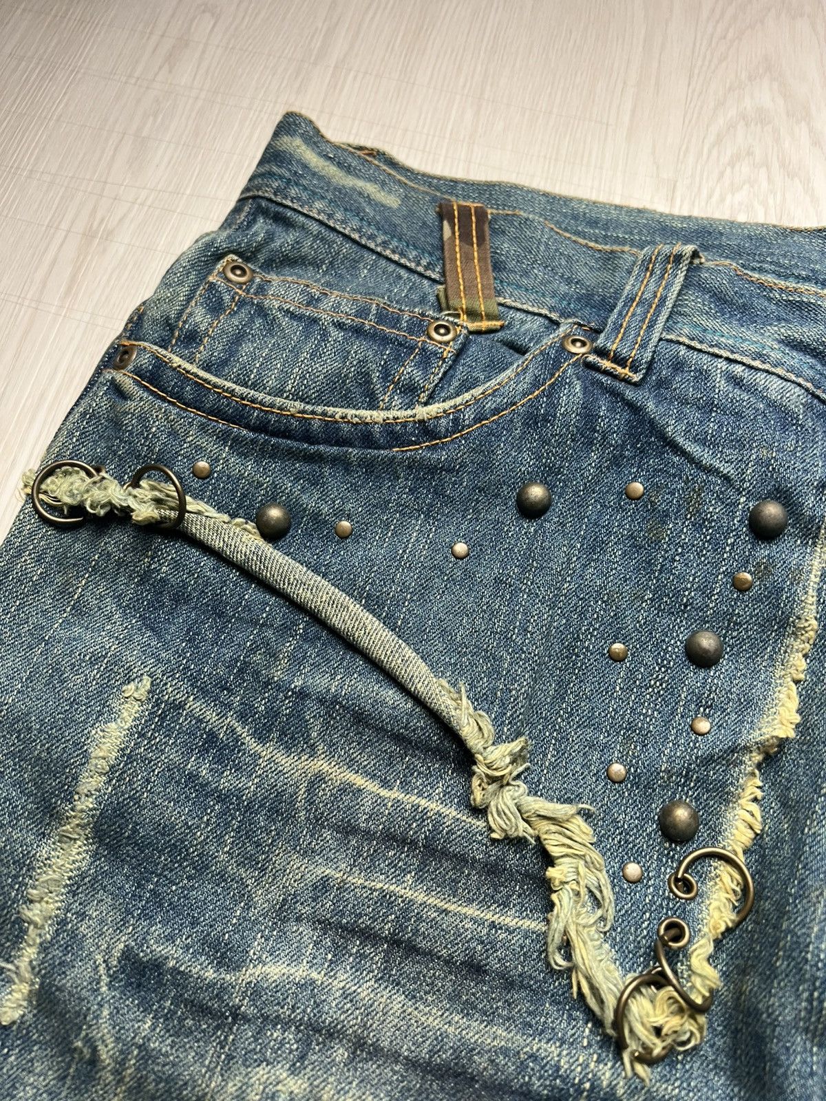 Japanese Brand Gumu Studded Pierced Ring Flare Jeans Size US 35 - 5 Thumbnail