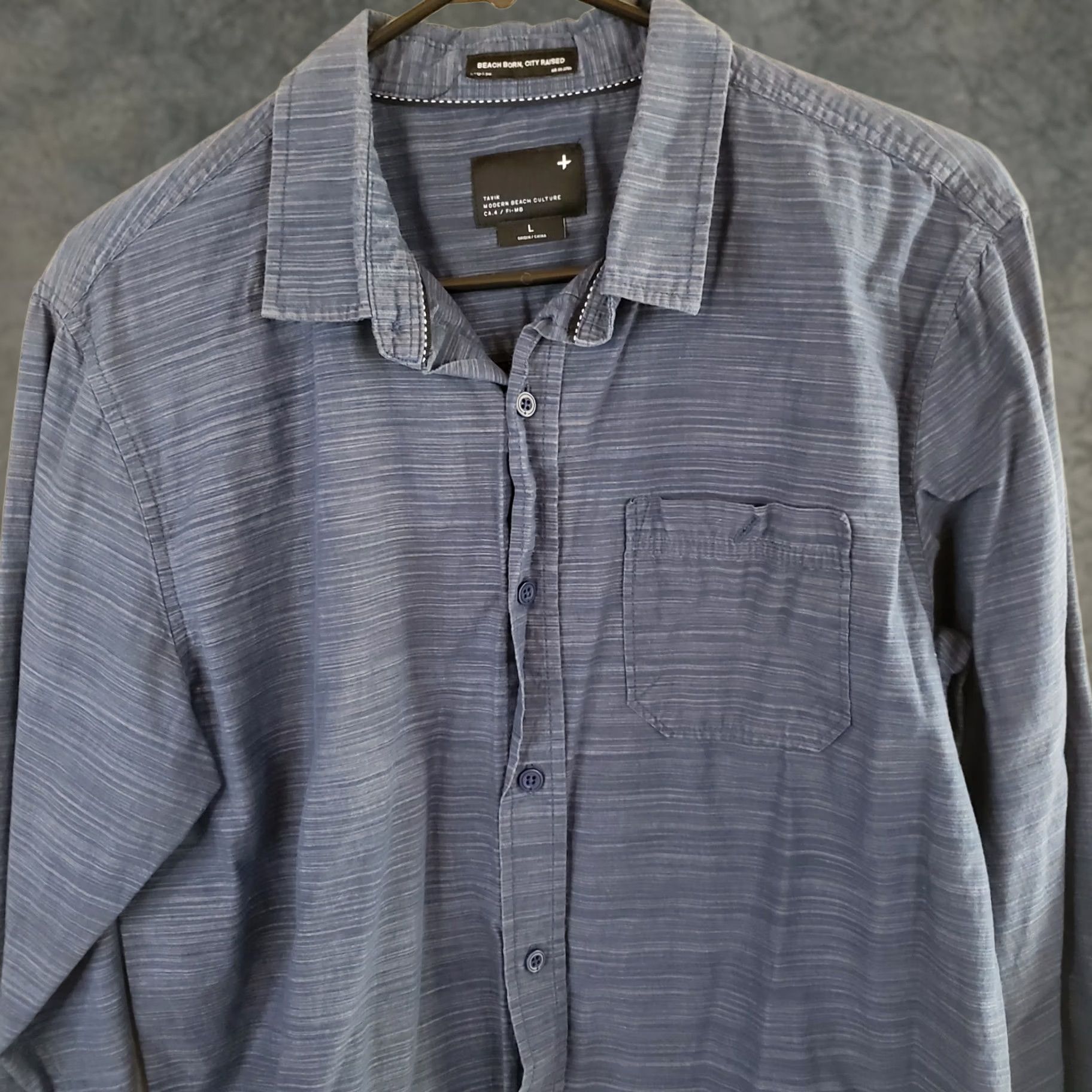 Tavik Tavik Men L Blue Denim Striped Long Sleeve Button Shirt Beach Culture Modern Shirt Button-Down Crew Neck? Size US L / EU 52-54 / 3 - 1 Thumbnail