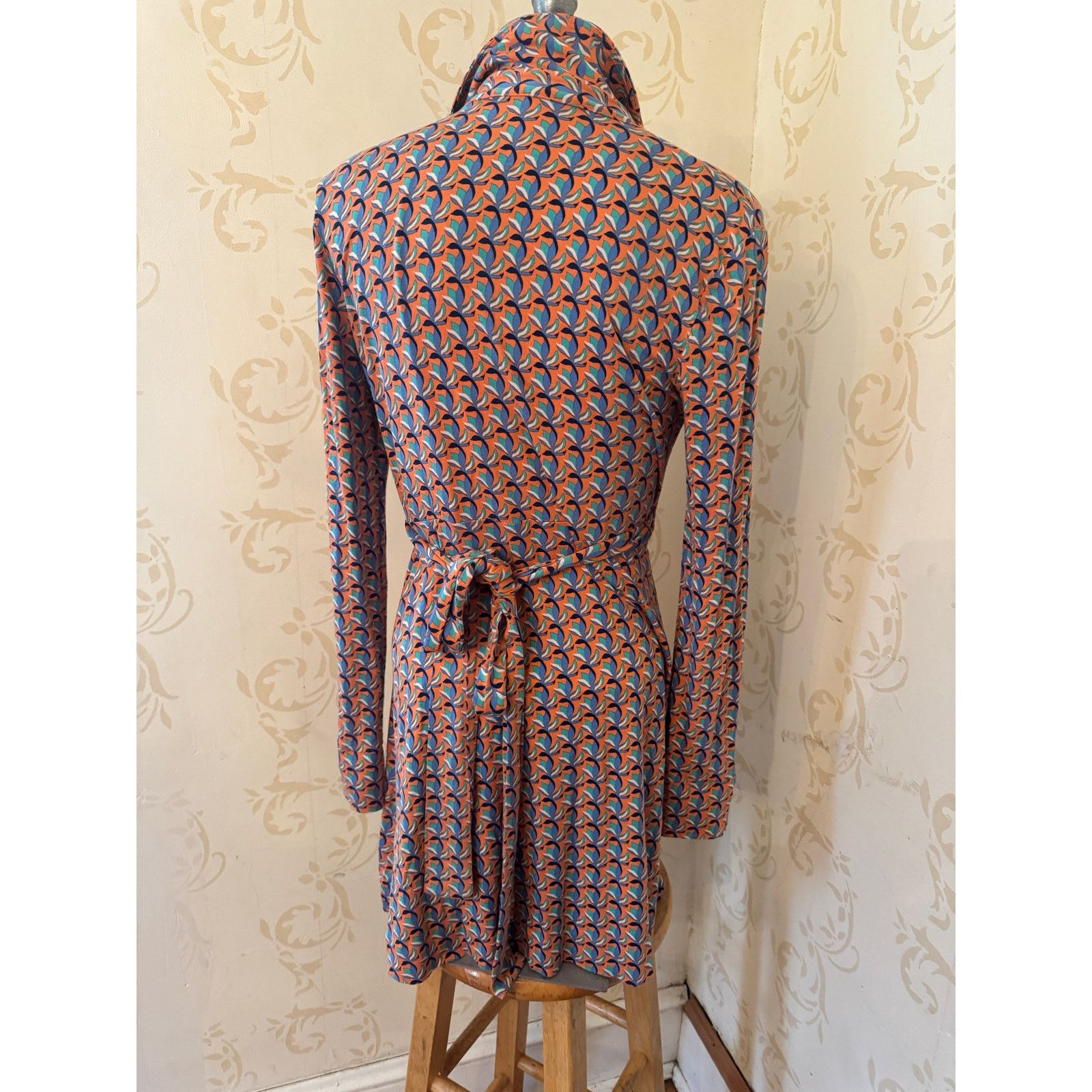 Diane von Furstenberg Diane Von Furstenberg Floral Wrap Dress Ladies Medium Size M / US 6-8 / IT 42-44 - 3 Thumbnail