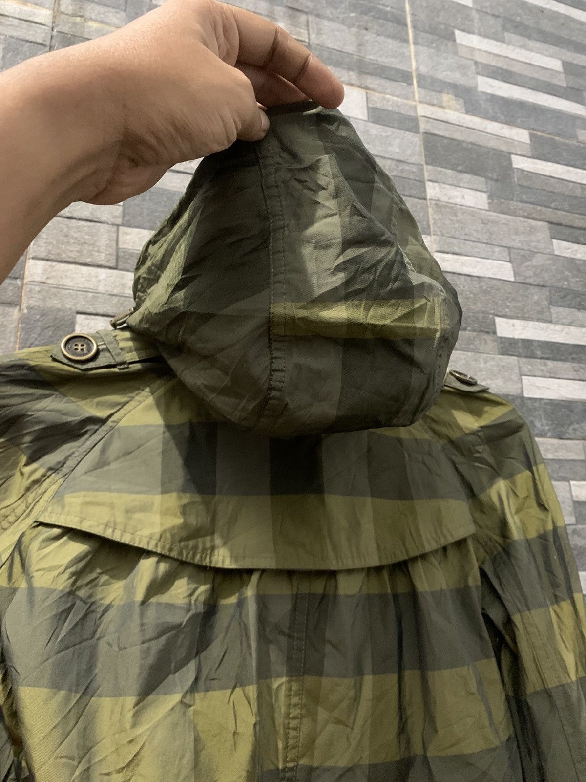 Burberry Burberry Brit Trench Coat for Women Size M / US 6-8 / IT 42-44 - 4 Thumbnail