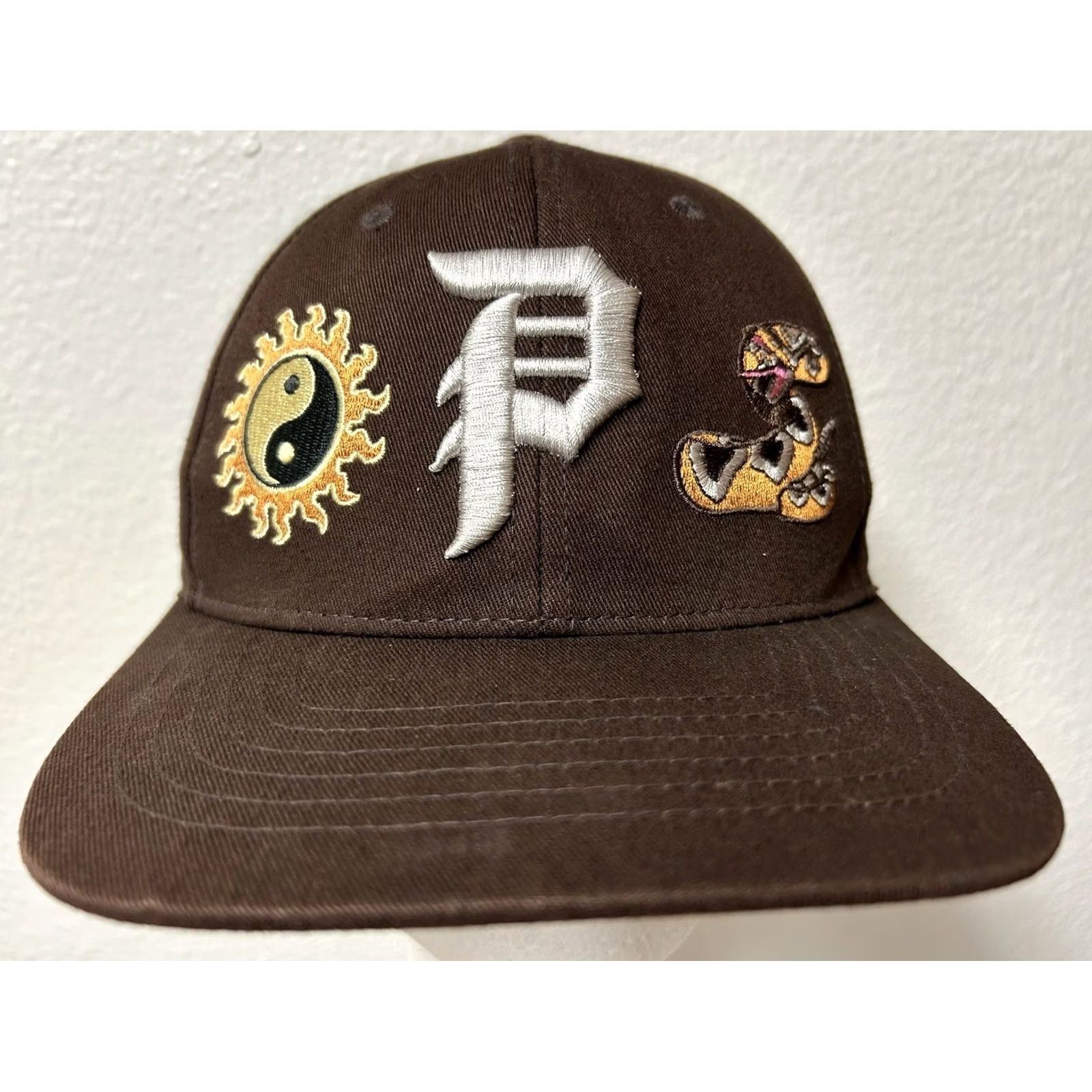 Primitive VINTAGE Primitive Badlands Snapback Cap Baseball Embroidered Logo Peace Of Mind Hat Cap Size ONE SIZE - 2 Thumbnail