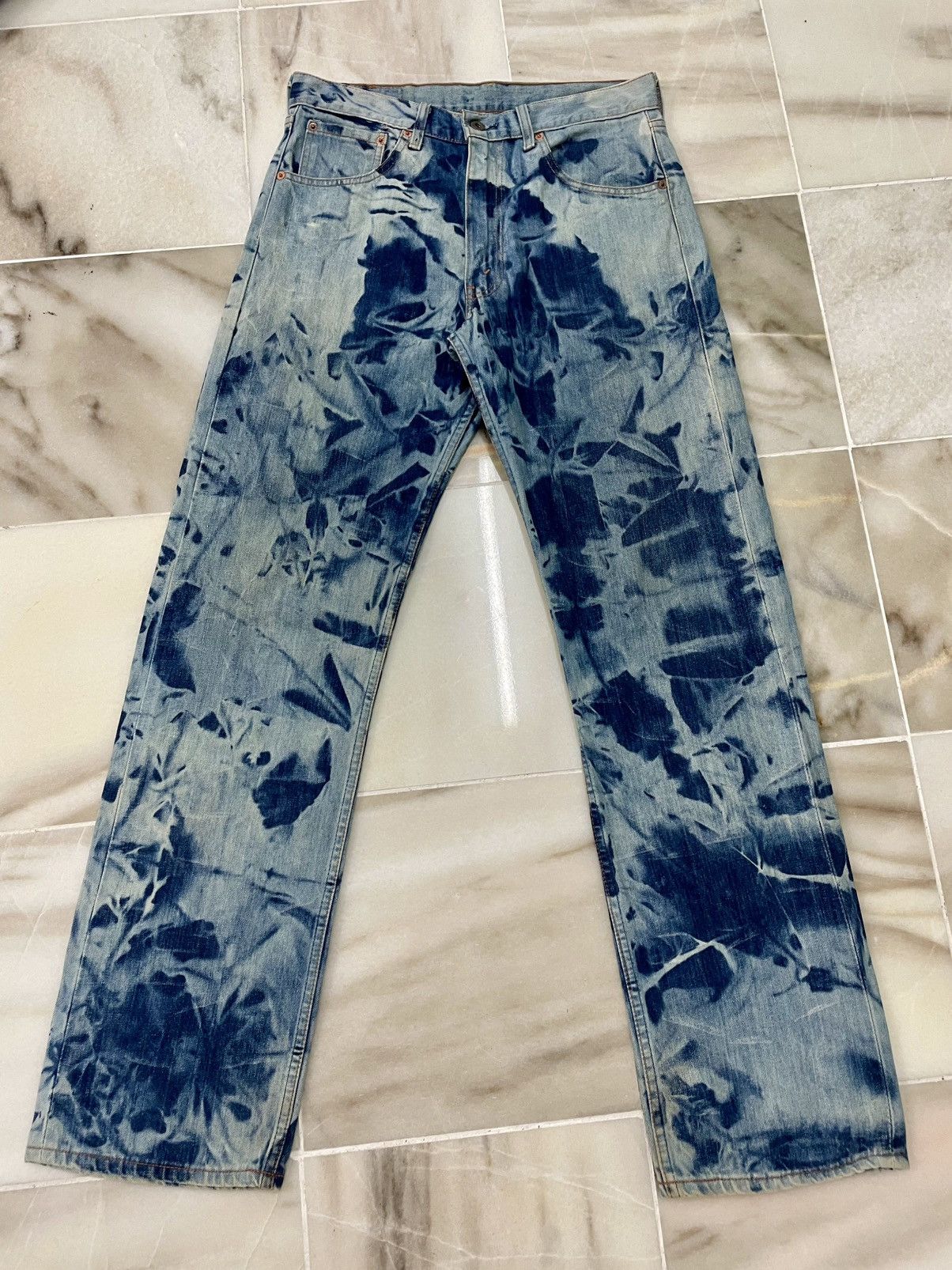 Levi's Vintage Levis Bleach Design very Rare Size US 32 / EU 48 - 1 Thumbnail
