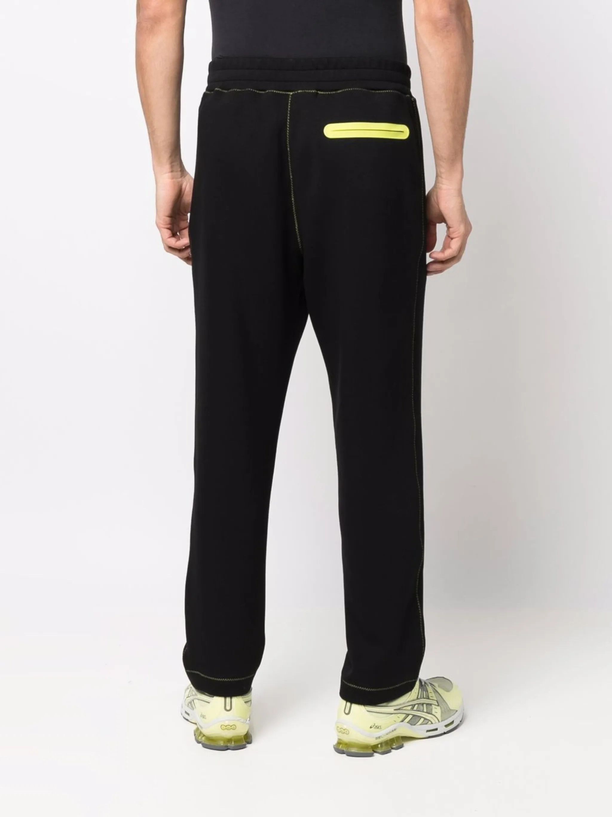 Moschino o1y0225 Jogger & Sweatpant in Black Size US 34 / EU 50 - 3 Thumbnail