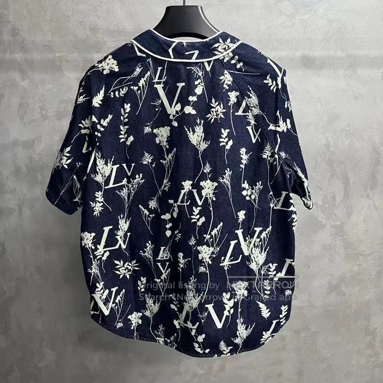 Louis Vuitton Louis Vuitton Blue Wheat Print Denim Shirt. Size US M / EU 48-50 / 2 - 2 Thumbnail