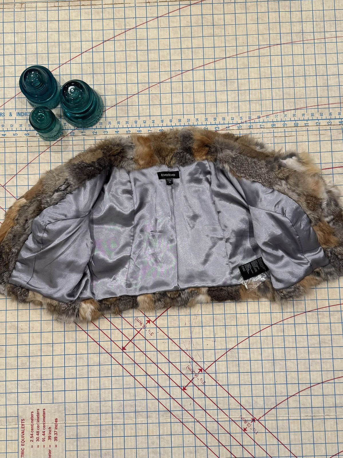 Bebe Bebe Rabbi Fur Shrug Bolero Women’s Size Medium bebe Size M / US 6-8 / IT 42-44 - 6 Thumbnail