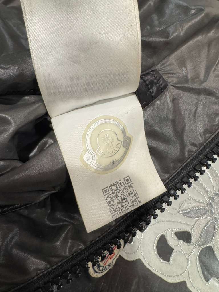 Moncler Moncler Maya Size US L / EU 52-54 / 3 - 14 Thumbnail
