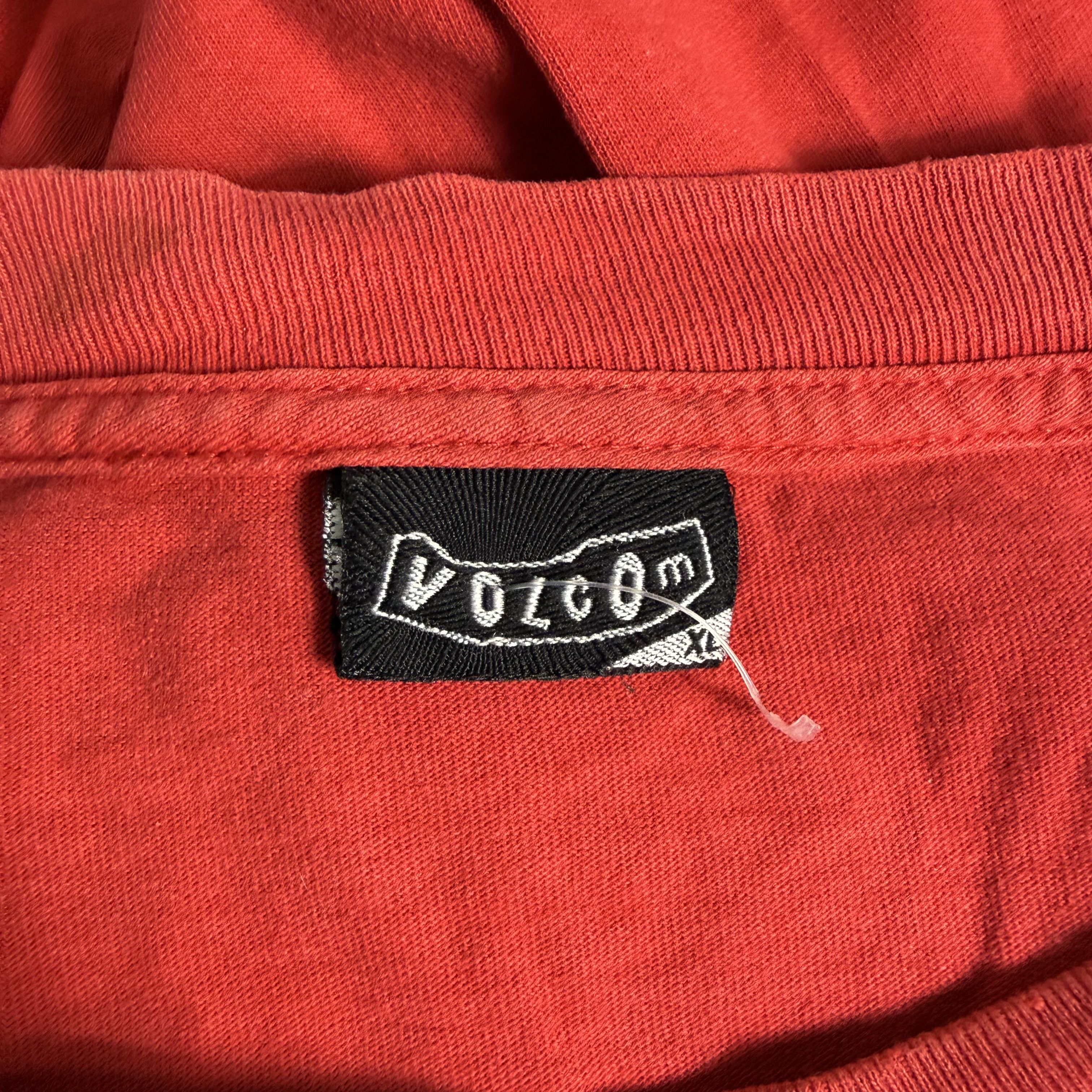 Volcom 🔥RARE🔥Vintage Volcom Skateboard Crisp Stone T-shirt Size US XL / EU 56 / 4 - 4 Thumbnail