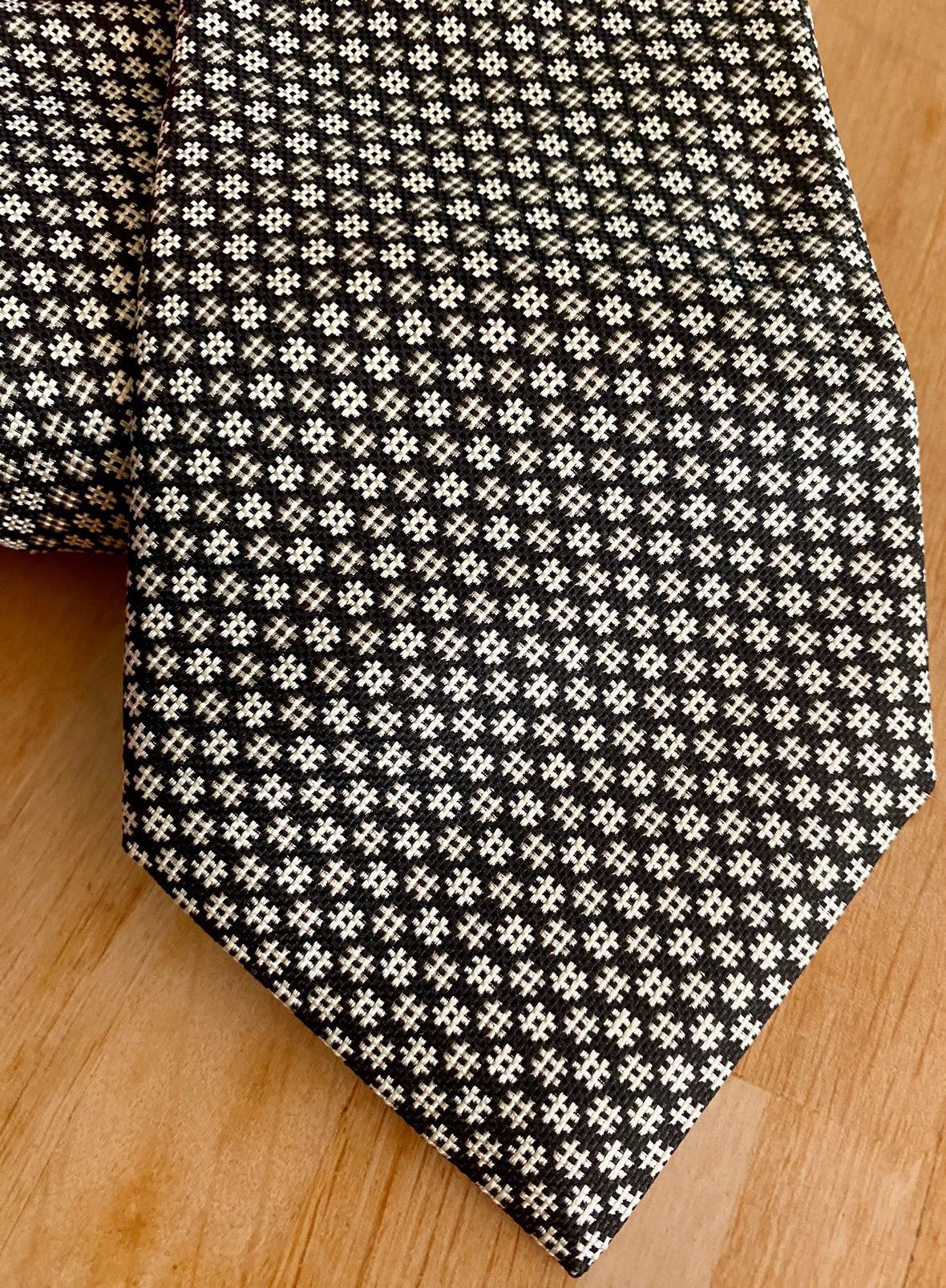 Tom Ford Tom Ford 🇮🇹 Black / Silver Hashtags Knit Silk Necktie NWOT Size ONE SIZE - 1 Thumbnail