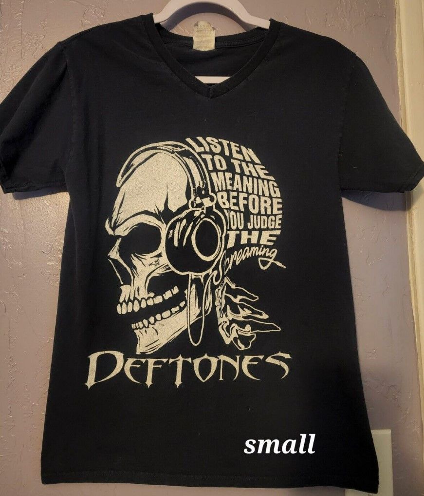 Band Tees Deftones Band T-shirt for Men Women Fans Deftones Band Tee Size US XL / EU 56 / 4 - 2 Thumbnail