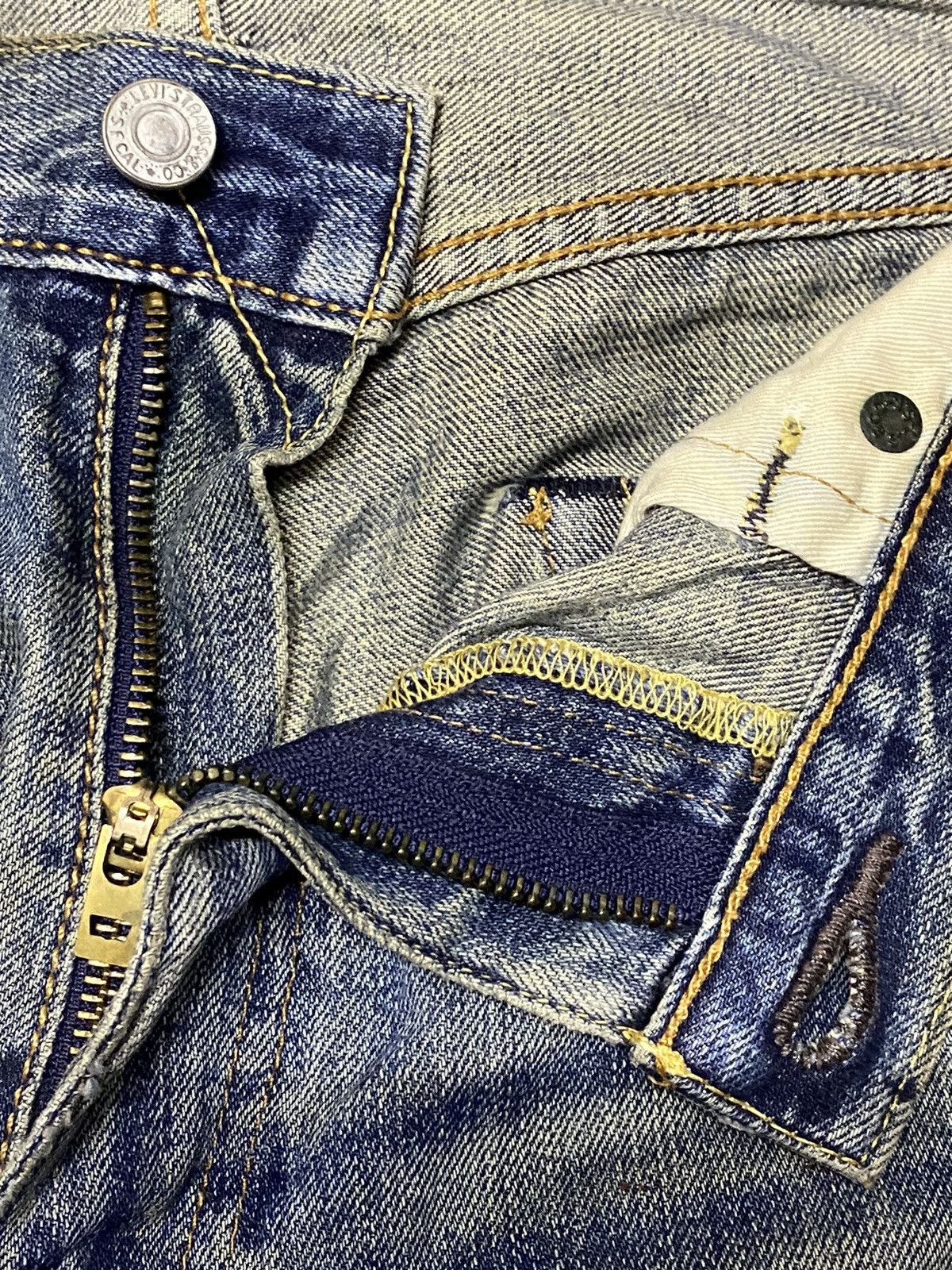 Levi's Vintage Clothing Vintage Y2K Levis503 Mud Wash Distressed Jeans Size US 36 / EU 52 - 7 Thumbnail