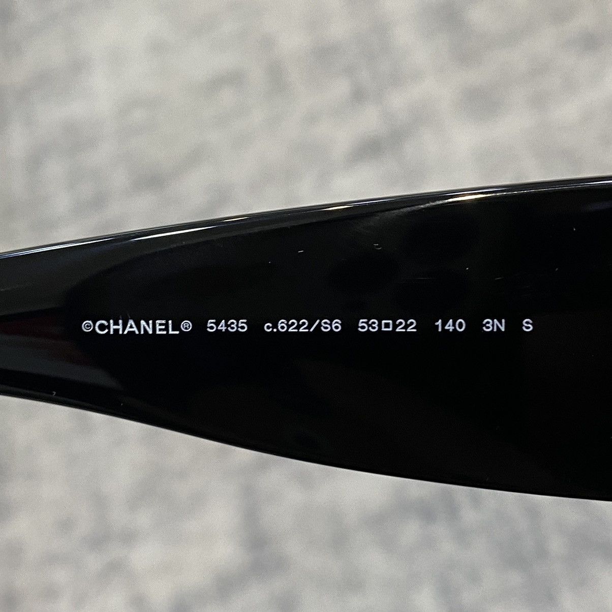 Chanel CHANEL 0CH5435 C622S6 BLACK GOLD GREY Size ONE SIZE - 7 Thumbnail