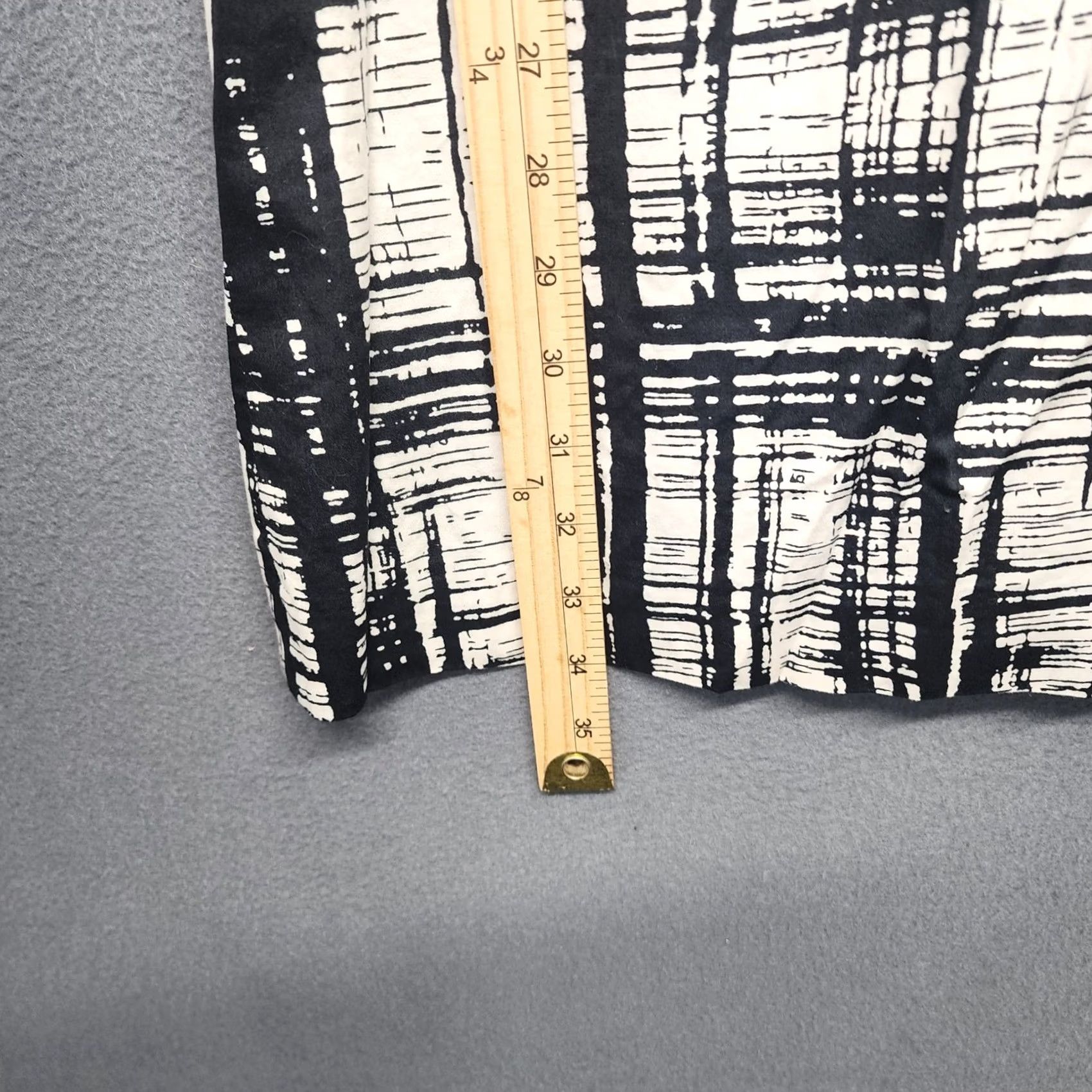 Ann Taylor VINTAGE? Ann Taylor Dress Womens Size 0 Black White Sheath Side Zip Pockets Office Career Dress Length Knee Length Sleeveless Women's? Size XS / US 0-2 / IT 36-38 - 6 Thumbnail