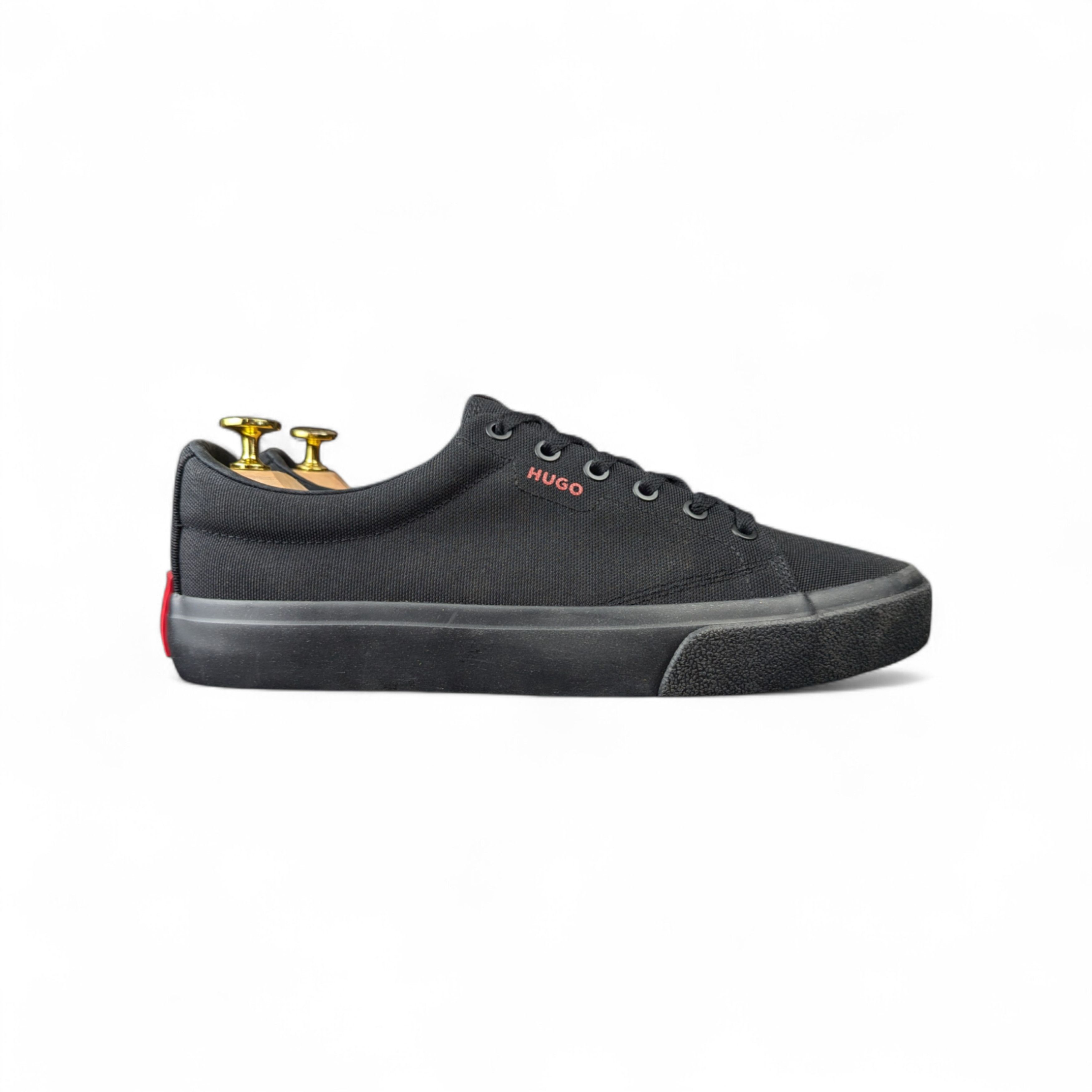 Hugo Boss HUGO BOSS Black classic sneakers Size US 9 / EU 42 - 6 Thumbnail